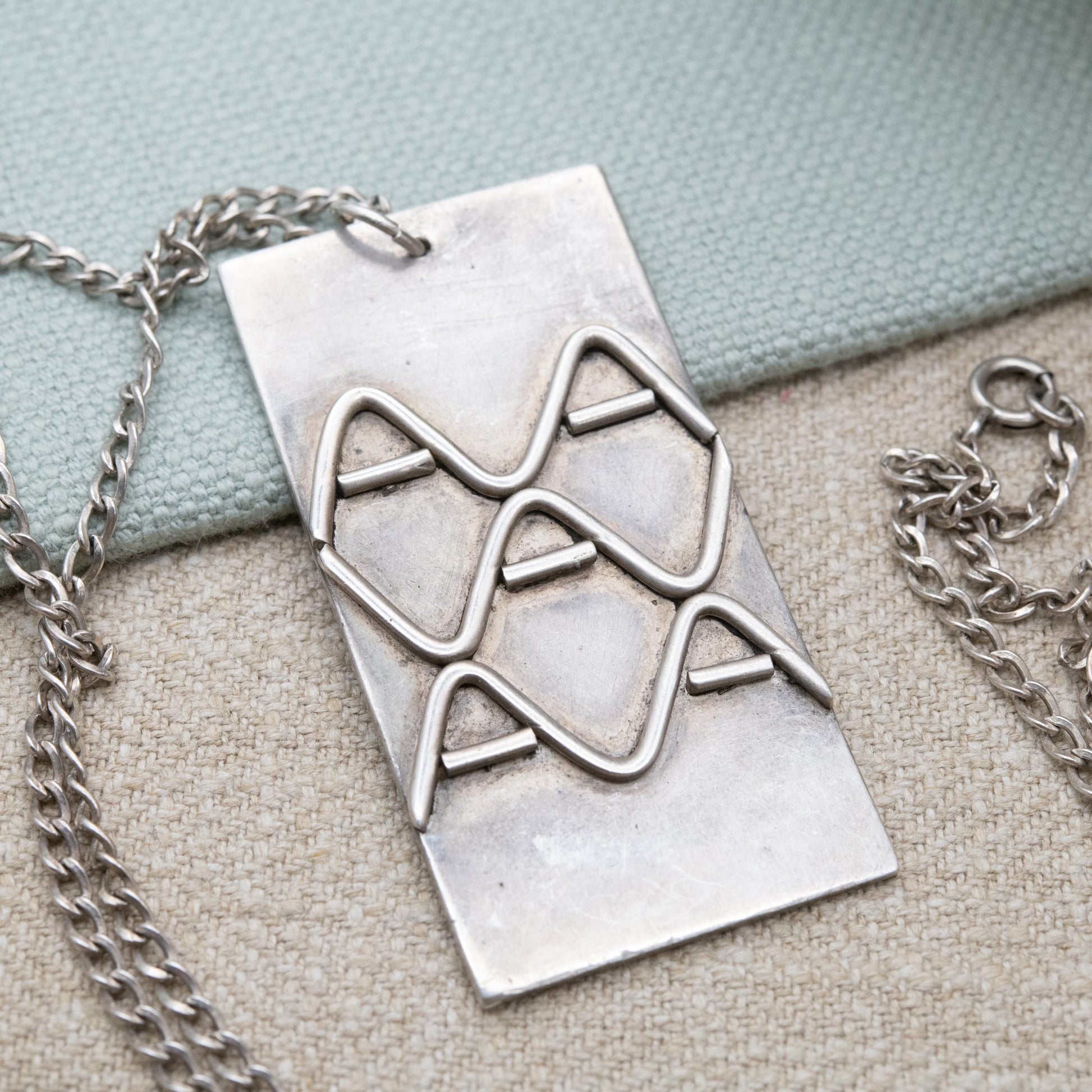 Vintage Modernist Sterling Silver Pendant Necklace with Wire Work Abstract Design c. 1970s