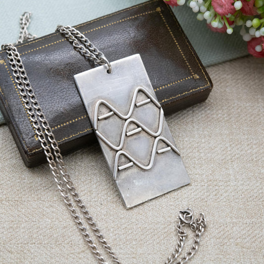 Vintage Modernist Sterling Silver Pendant Necklace with Wire Work Abstract Design c. 1970s