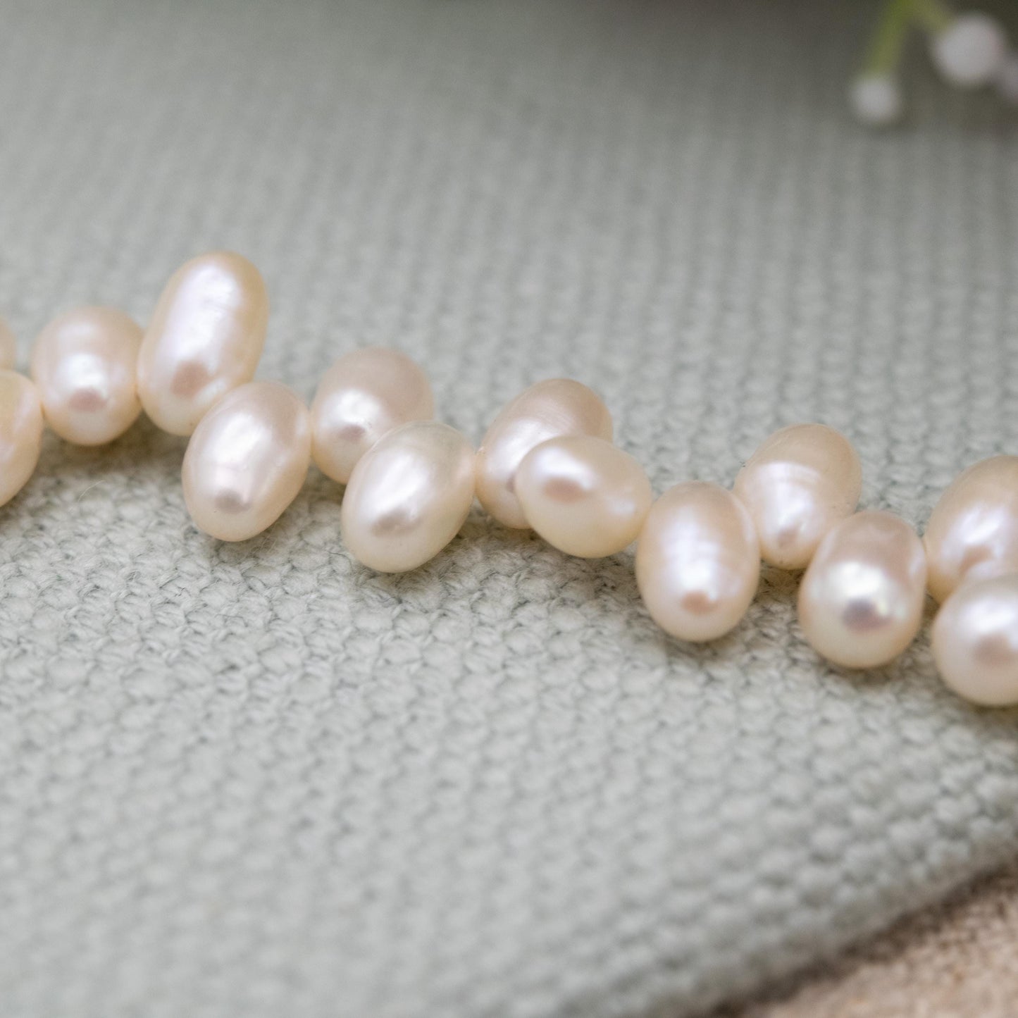 Vintage 9ct White Gold Clasp Pearl Necklace with Silver Spacers c. 1960s