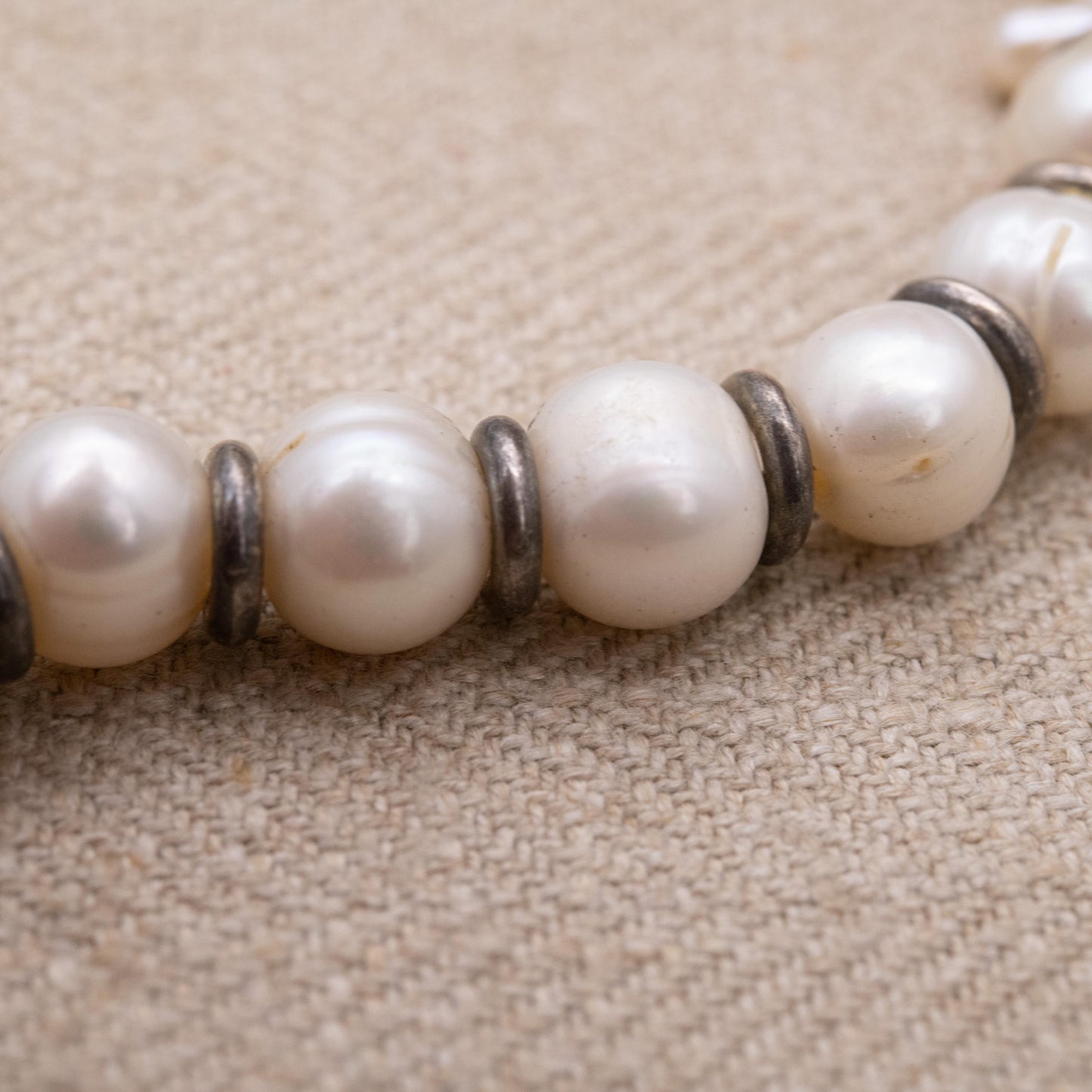 Vintage 9ct White Gold Clasp Pearl Necklace with Silver Spacers c. 1960s