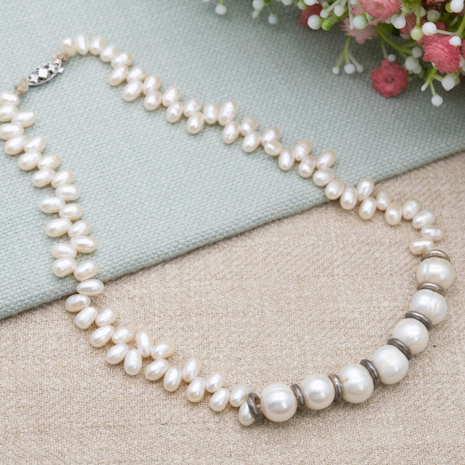 Vintage 9ct White Gold Clasp Pearl Necklace with Silver Spacers c. 1960s