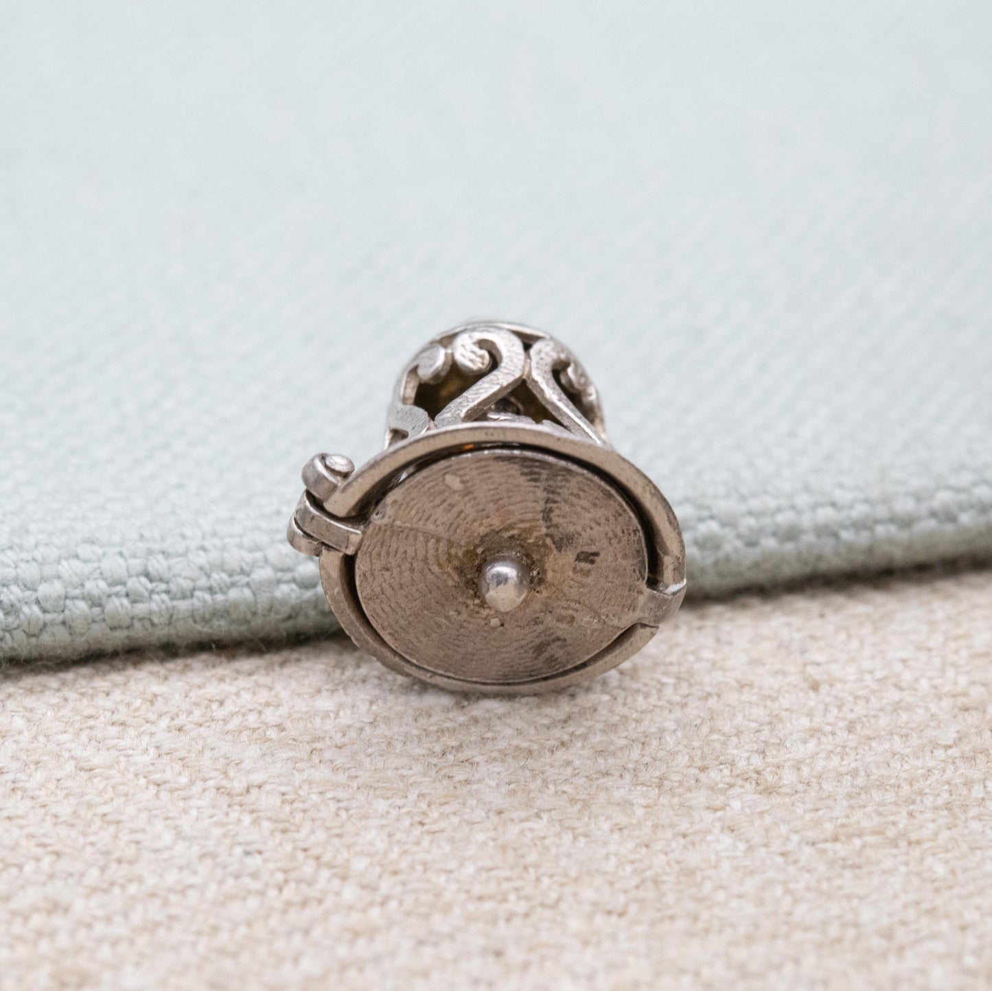 Vintage Sterling Silver Opening Wedding Bell Charm Pendant - Bride and Groom Inside | Newly-wed Gift for Charm Bracelet