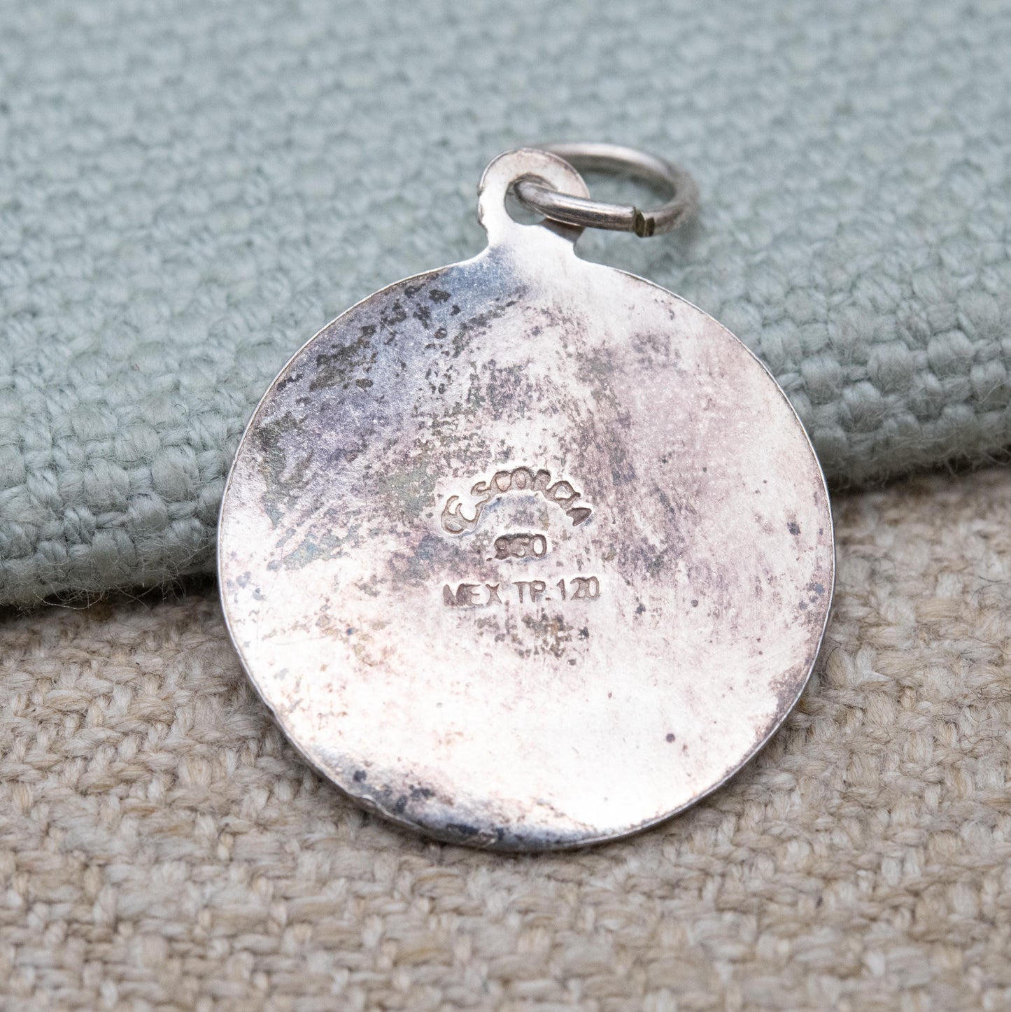 Vintage Mexican Silver Mayan Calendar Pendant – Traditional Central American Design | Signed Mexico 950 | Travel Souvenir Jewellery