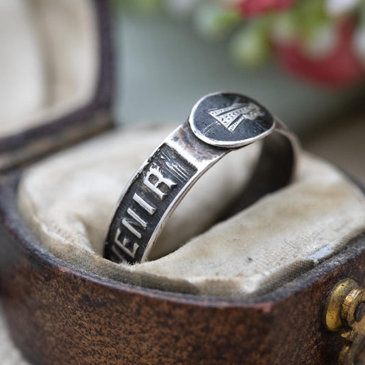 Antique French Silver Montaigu Souvenir Band Ring with Roman Catholic Priest Cameo - Black Niello Decoration | UK Size - O | US Size - 7 1/2