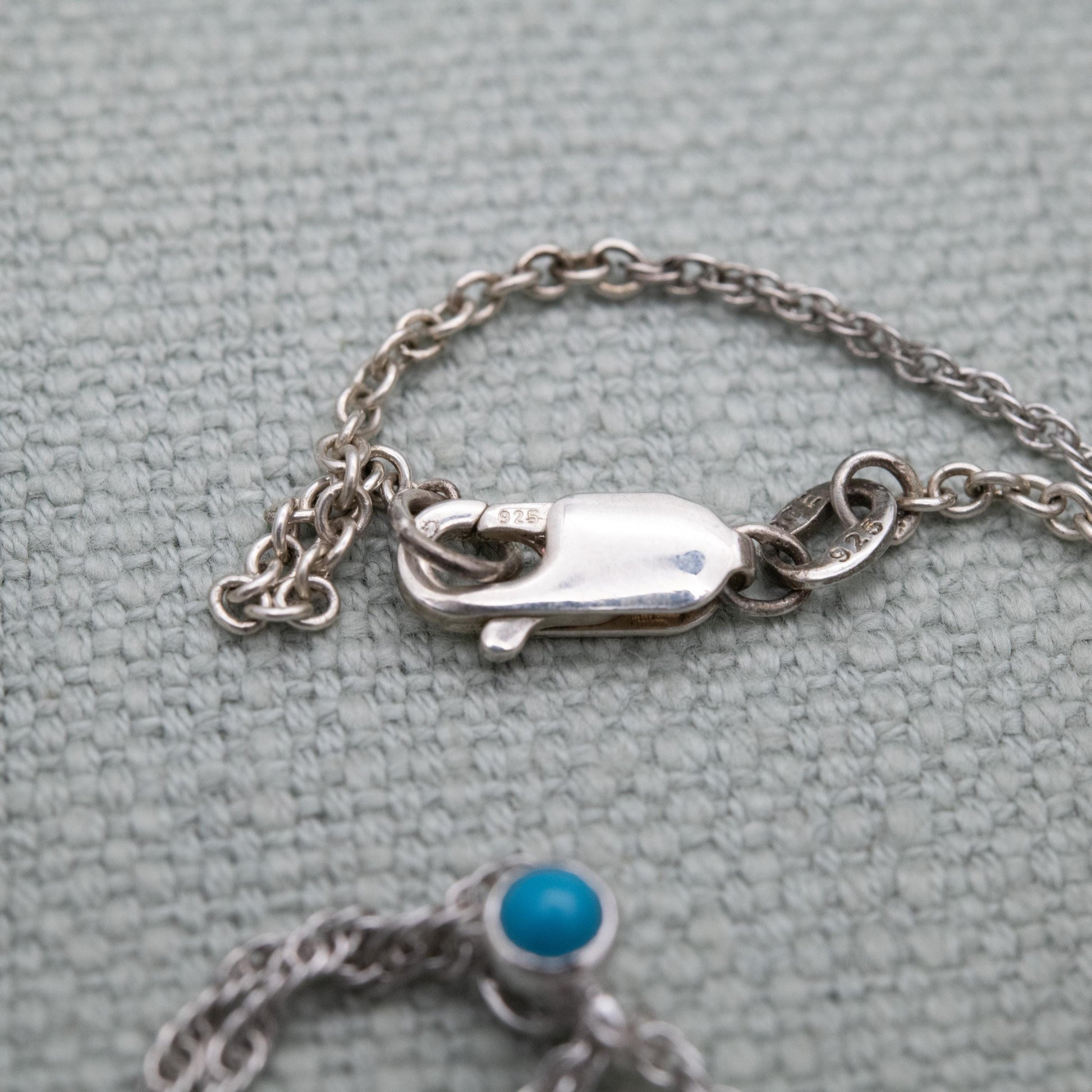 BGE Sterling Silver Native American Dream Catcher Necklace - White Wolf and Blue Gemstone Pendant