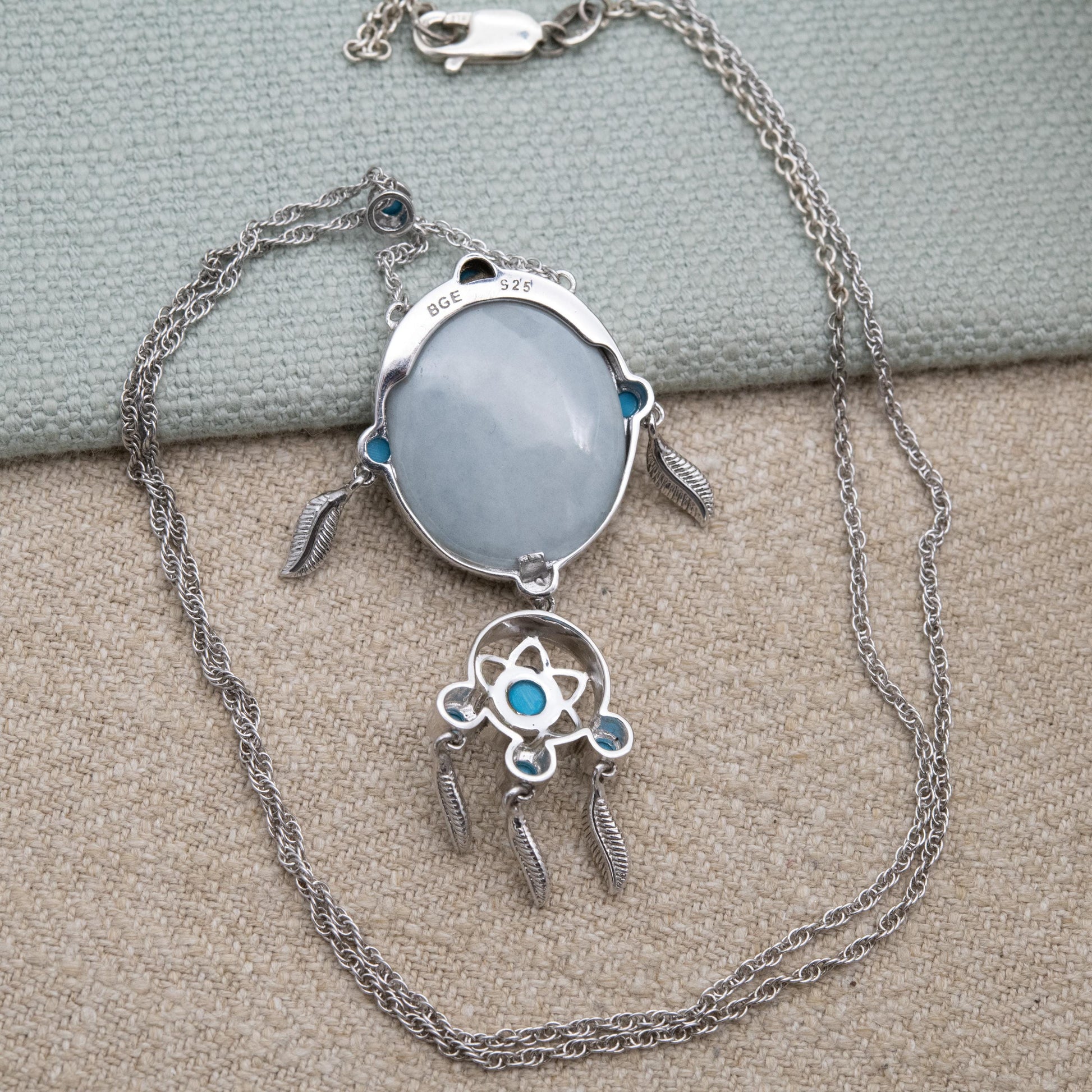 BGE Sterling Silver Native American Dream Catcher Necklace - White Wolf and Blue Gemstone Pendant