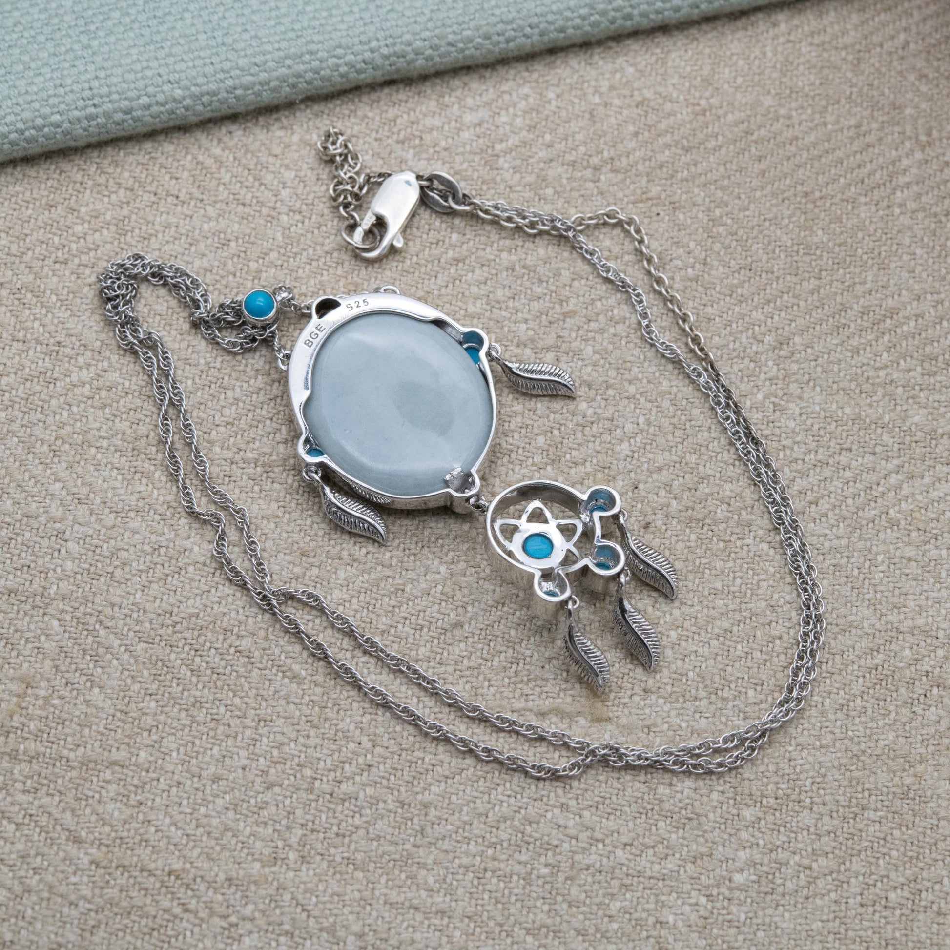 BGE Sterling Silver Native American Dream Catcher Necklace - White Wolf and Blue Gemstone Pendant