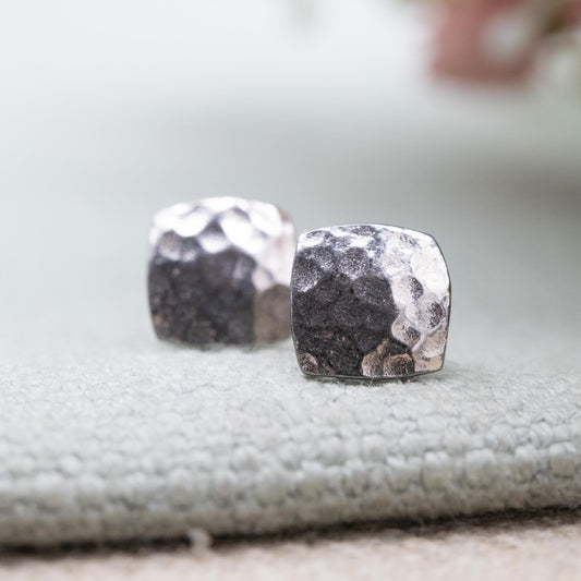 Vintage Sterling Silver Hammered Square Stud Earrings - Unisex Minimalist Everyday Understated Silver Earrings | Gift for Her
