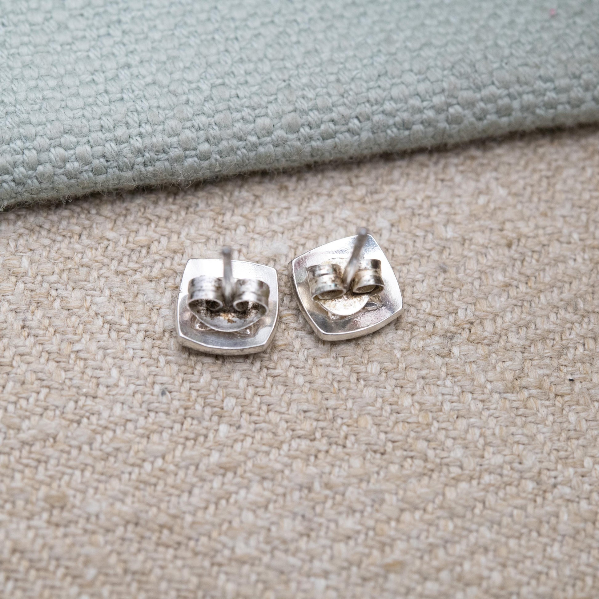Vintage Sterling Silver Hammered Square Stud Earrings - Unisex Minimalist Everyday Understated Silver Earrings | Gift for Her