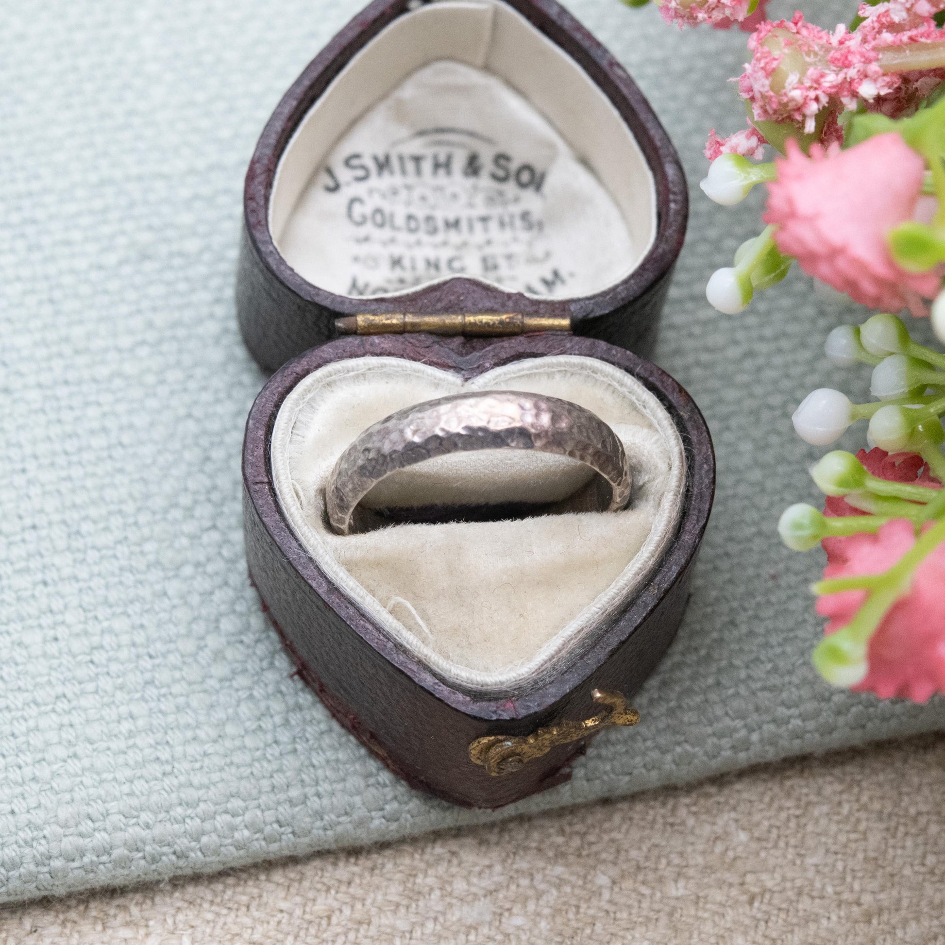 Vintage Sterling Silver Textured Band Ring - Minimalist Band | Hammered | Stacking Unisex Ring | UK Size - L 1/2 | US Size - 6