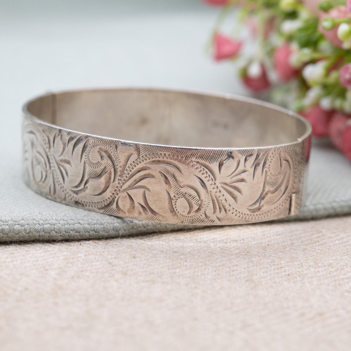 Vintage Sterling Silver Floral Engraved Name Bangle Bracelet 1972 - Mary Helen Name Bracelet | Chunky Victorian Aesthetic Scrolling Style