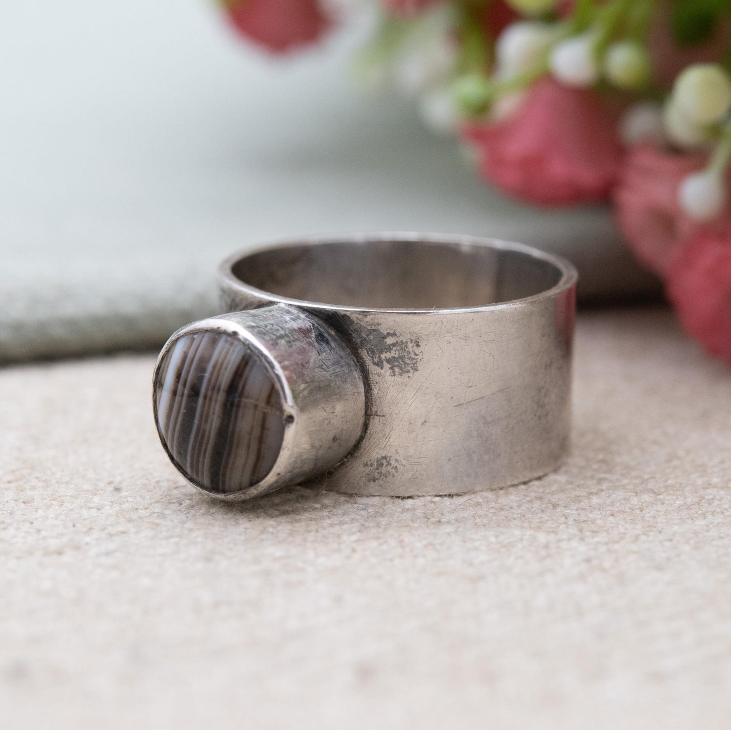 Vintage Sterling Silver Banded Agate Ring - Chunky Modernist Cabochon Gemstone | UK Size - R 1/2 | US Size - 8 3/4