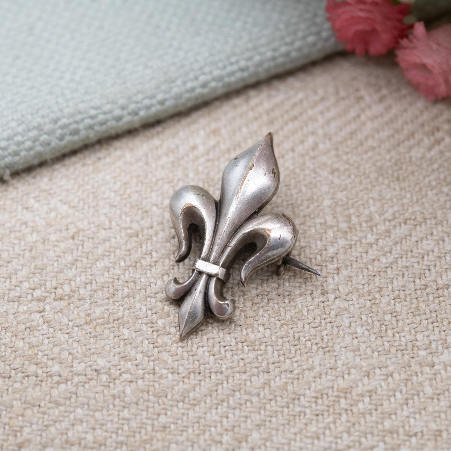 Antique French Fleur de Lis Brooch c. 1900s