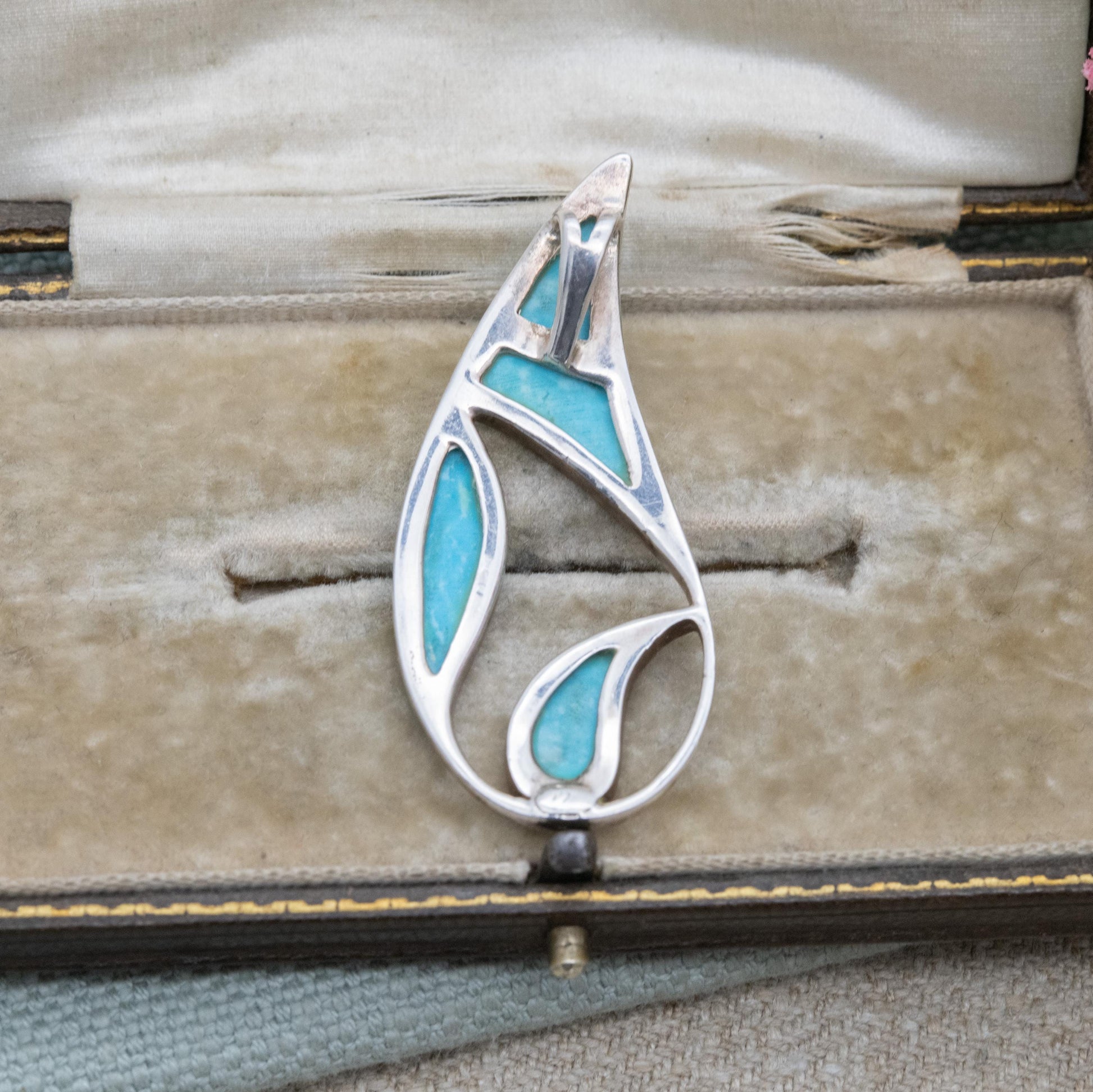 Suarti Sterling Silver Larimar Teardrop Pendant - Large Blue Gemstone and Openwork Design | Gift for Pendant Necklace