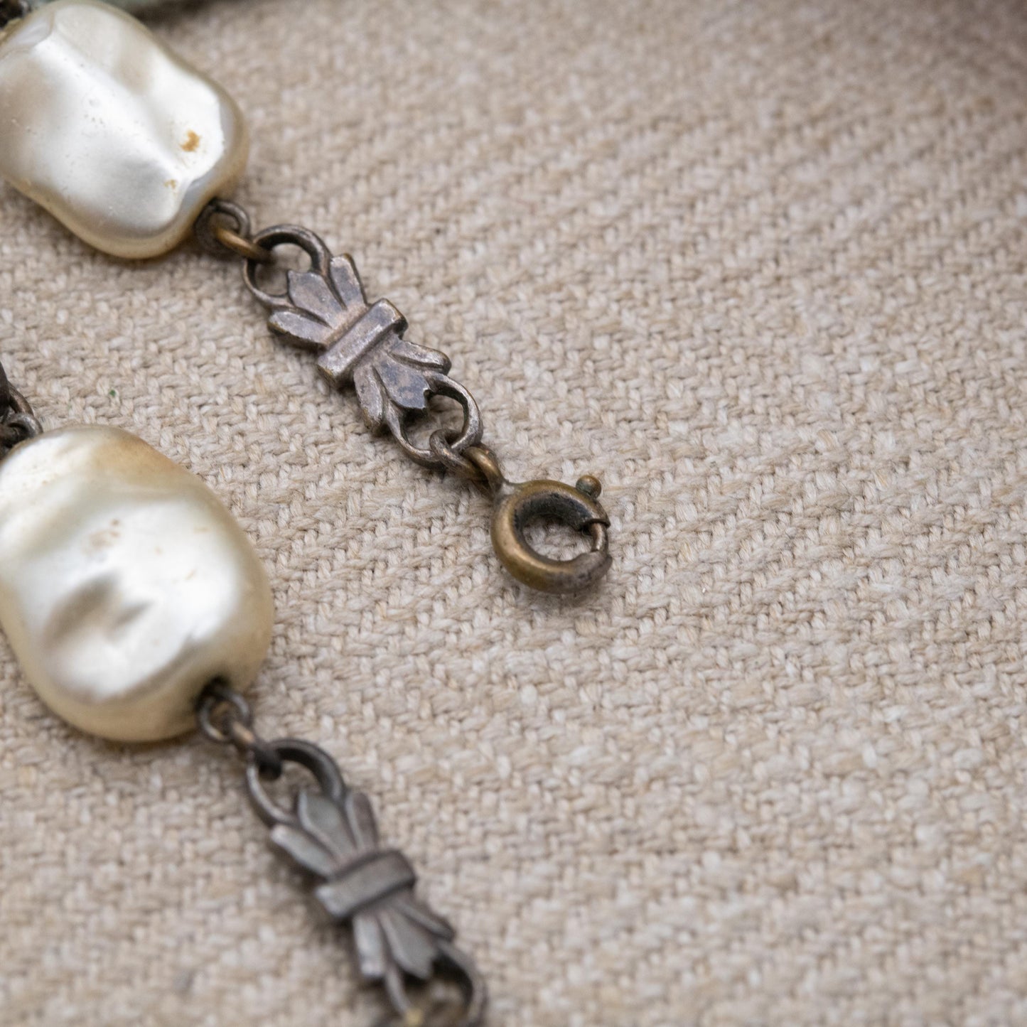 Vintage Silver Faux Pearl Necklace with Bow Spacers c. 1930s - Large Graduating Keshi Baroque Pearl Style Beads