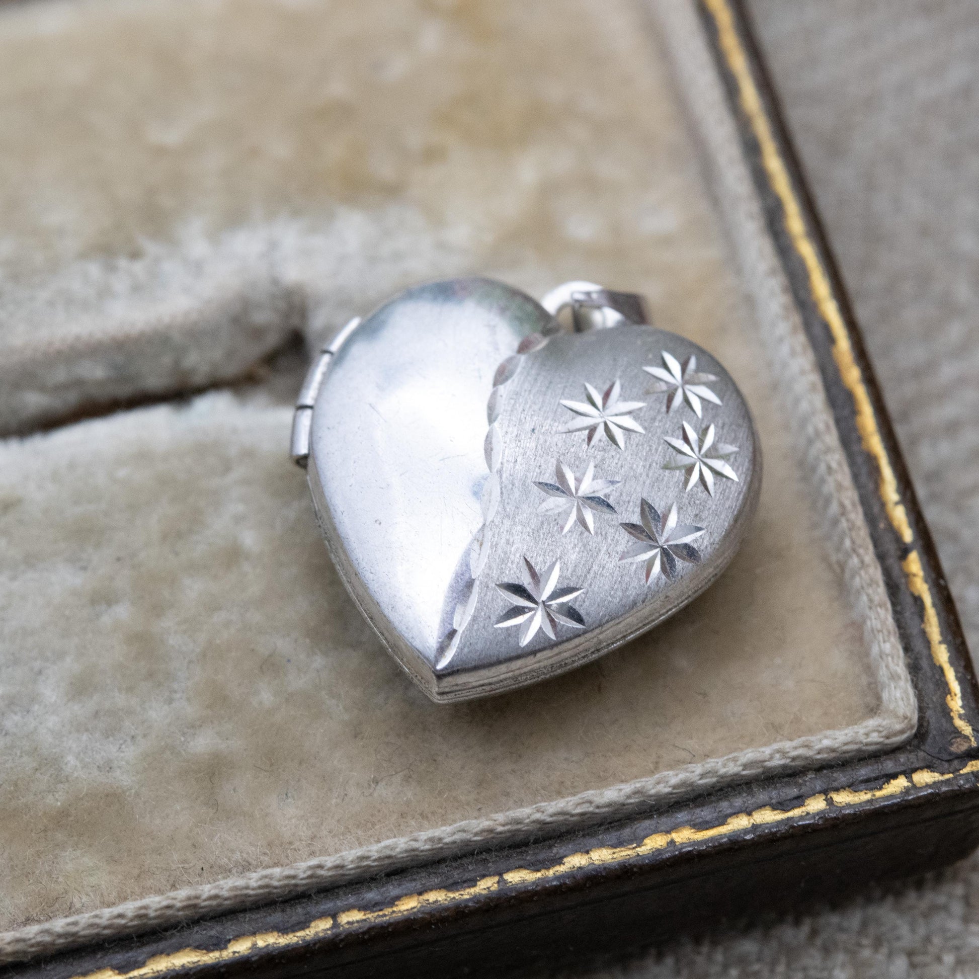 Vintage Sterling Silver Heart Locket Pendant with Diamond Cut Star Design