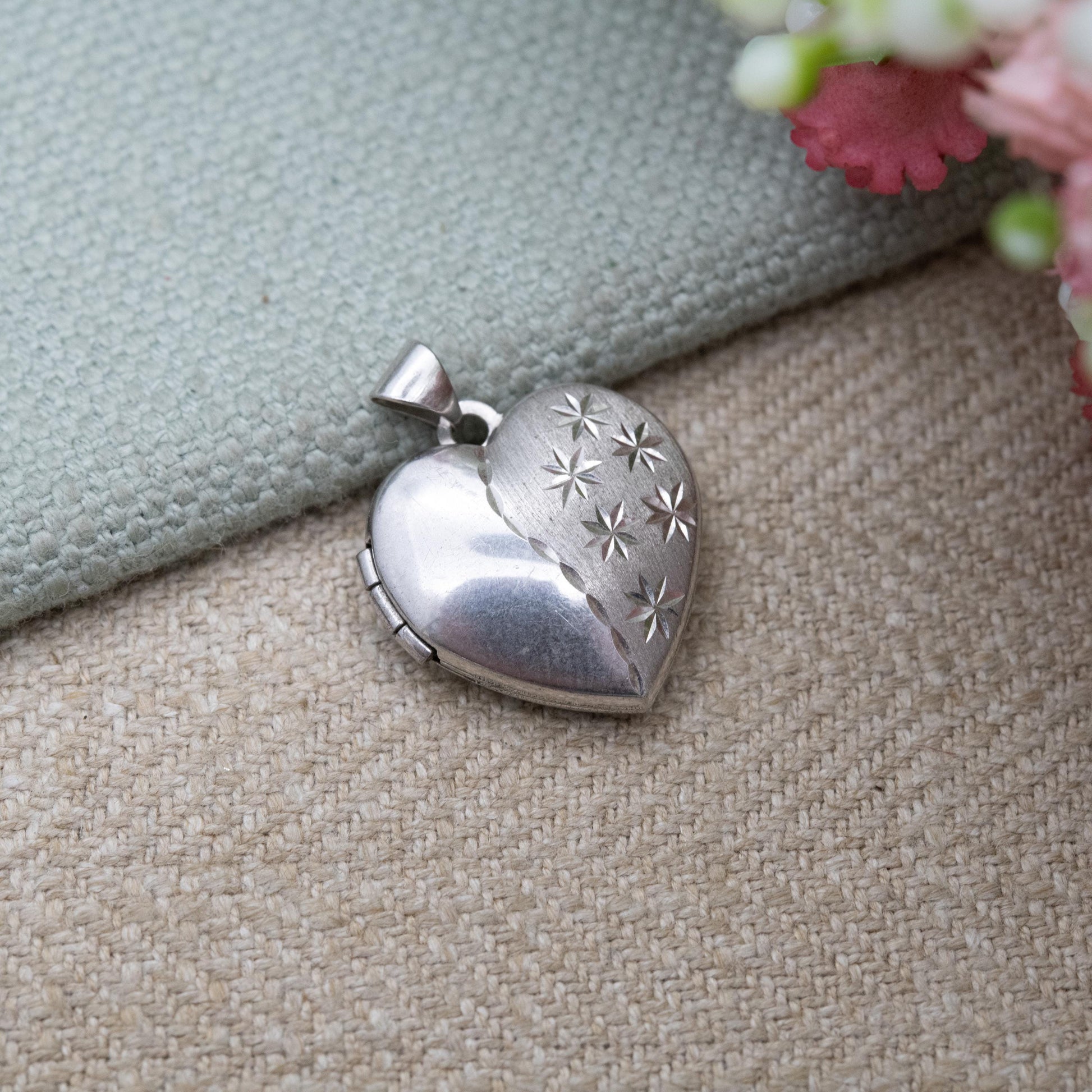 Vintage Sterling Silver Heart Locket Pendant with Diamond Cut Star Design