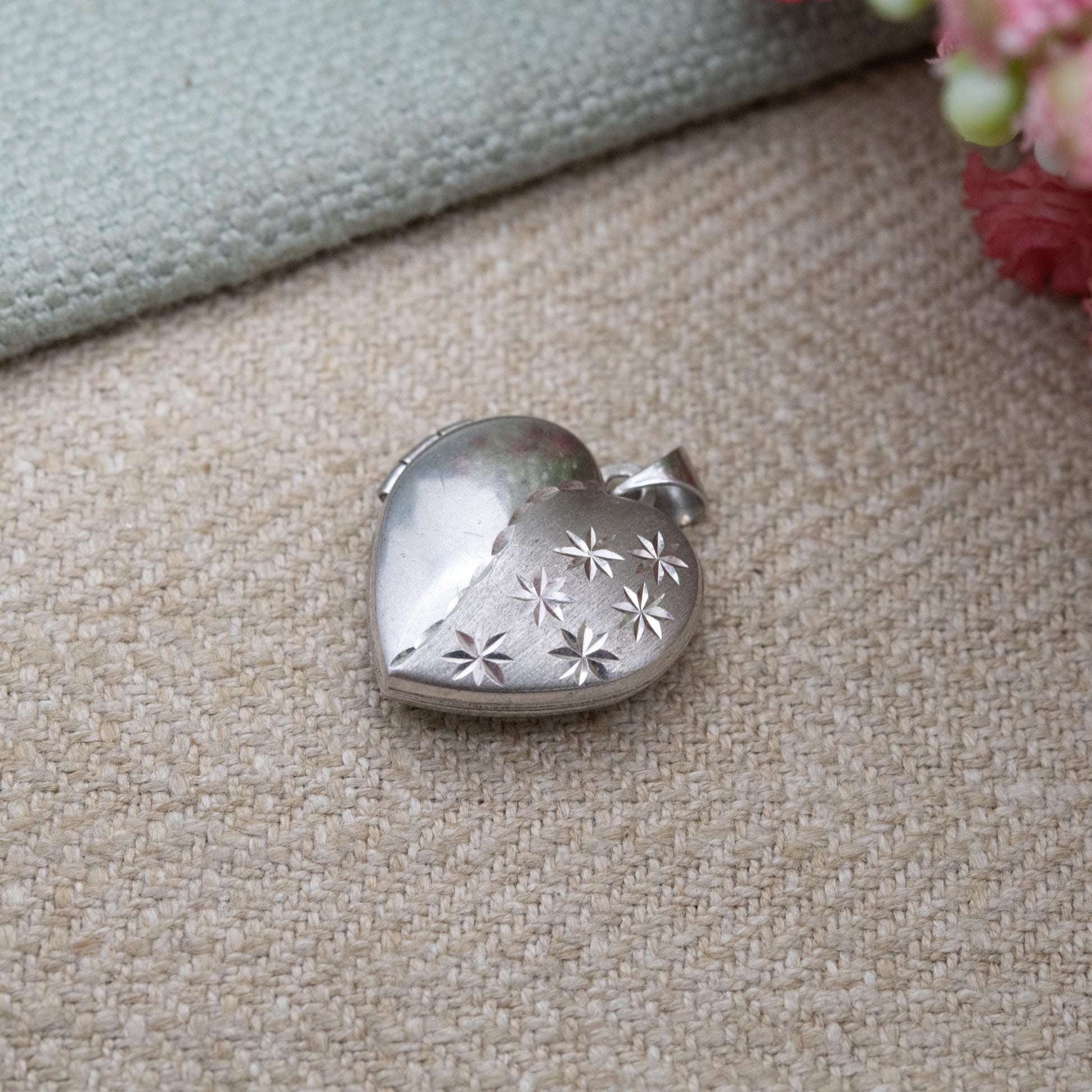 Vintage Sterling Silver Heart Locket Pendant with Diamond Cut Star Design