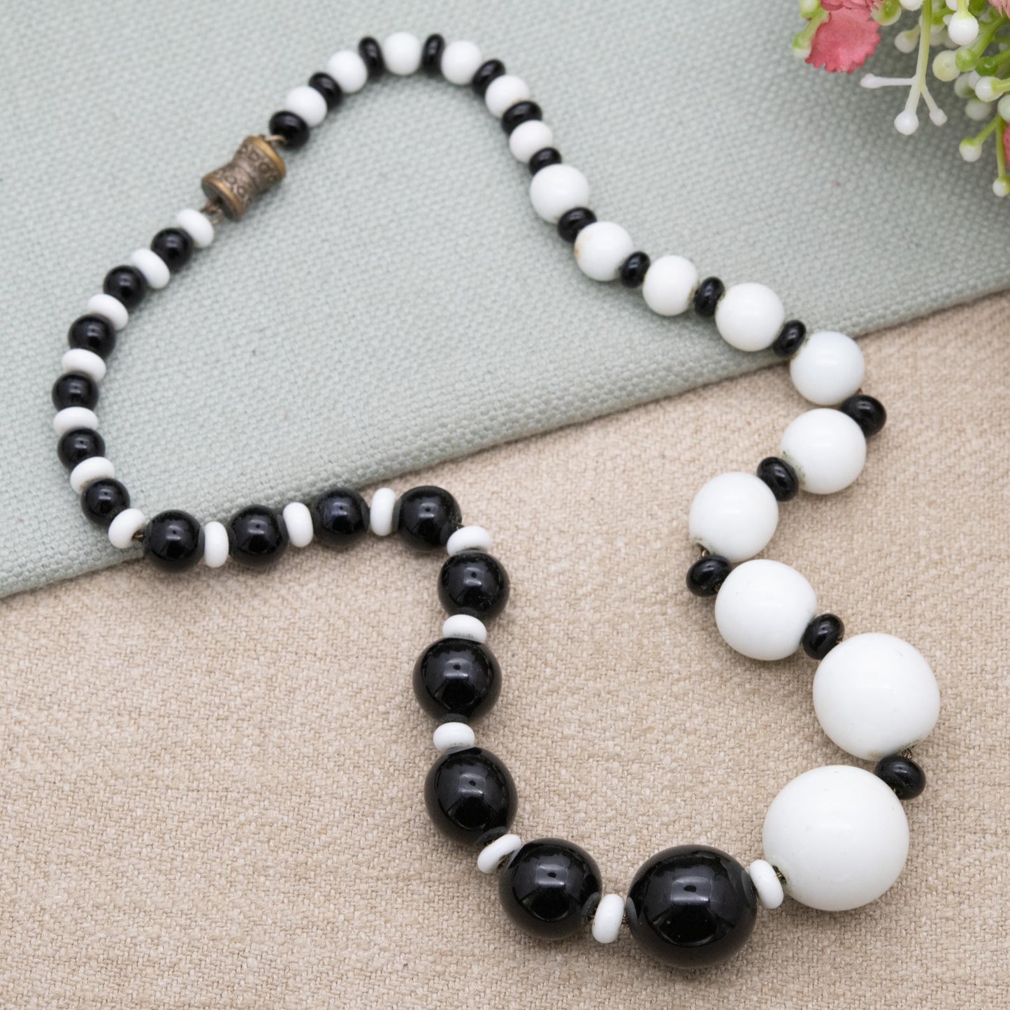 Antique Louis Rousselet French Art Deco Glass Bead Necklace c. 1920s - Made in France Black and White Graduated Beaded Necklace | 16"