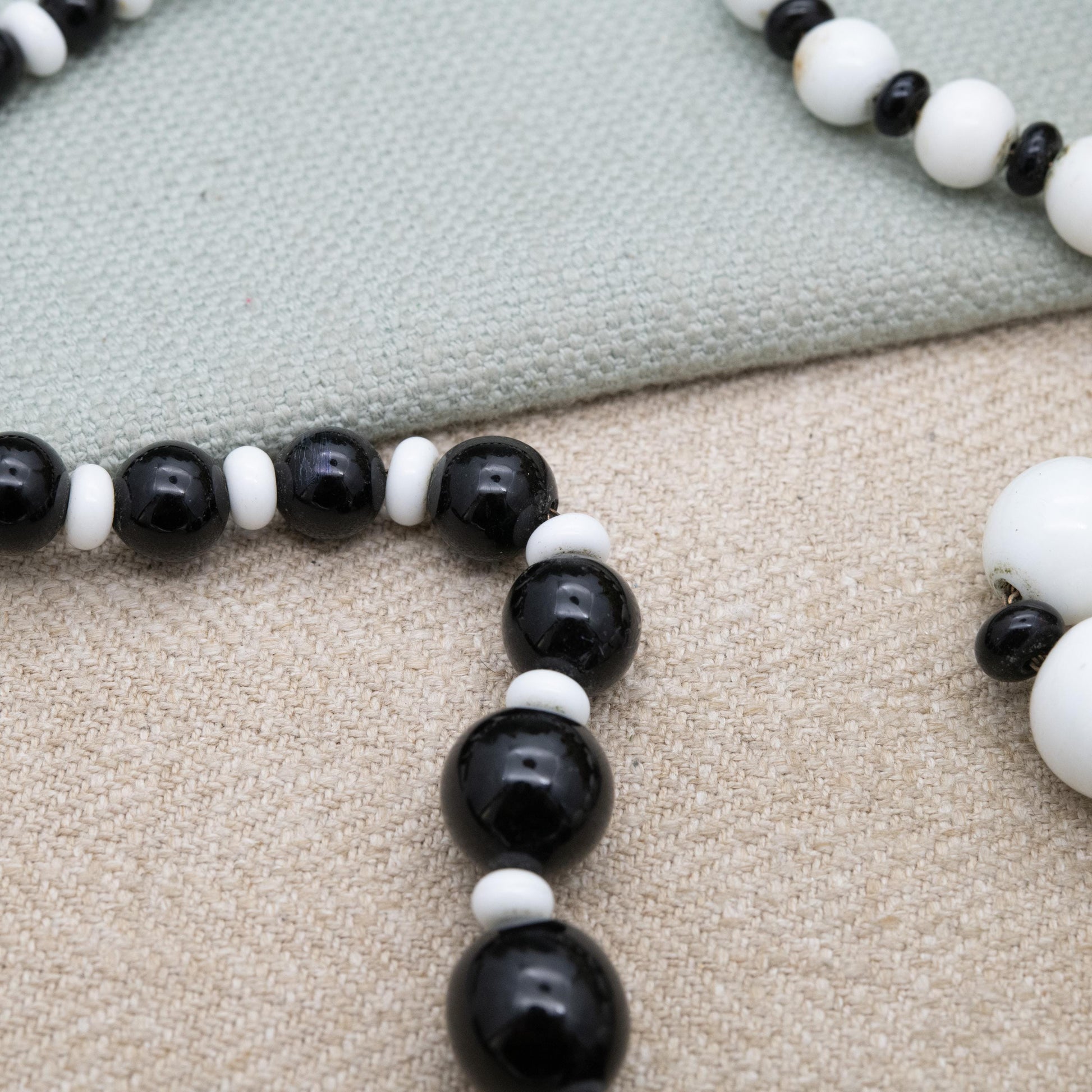 Antique Louis Rousselet French Art Deco Glass Bead Necklace c. 1920s - Made in France Black and White Graduated Beaded Necklace | 16"