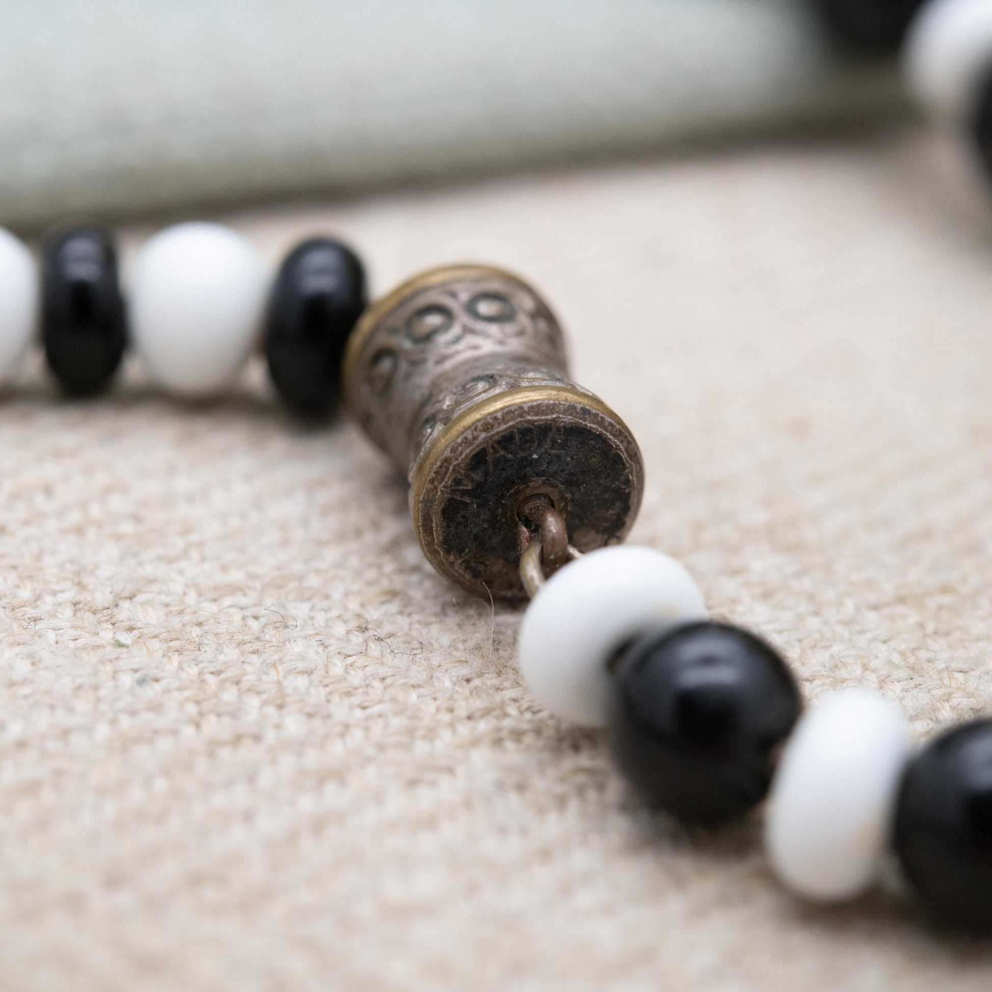 Antique Louis Rousselet French Art Deco Glass Bead Necklace c. 1920s - Made in France Black and White Graduated Beaded Necklace | 16"