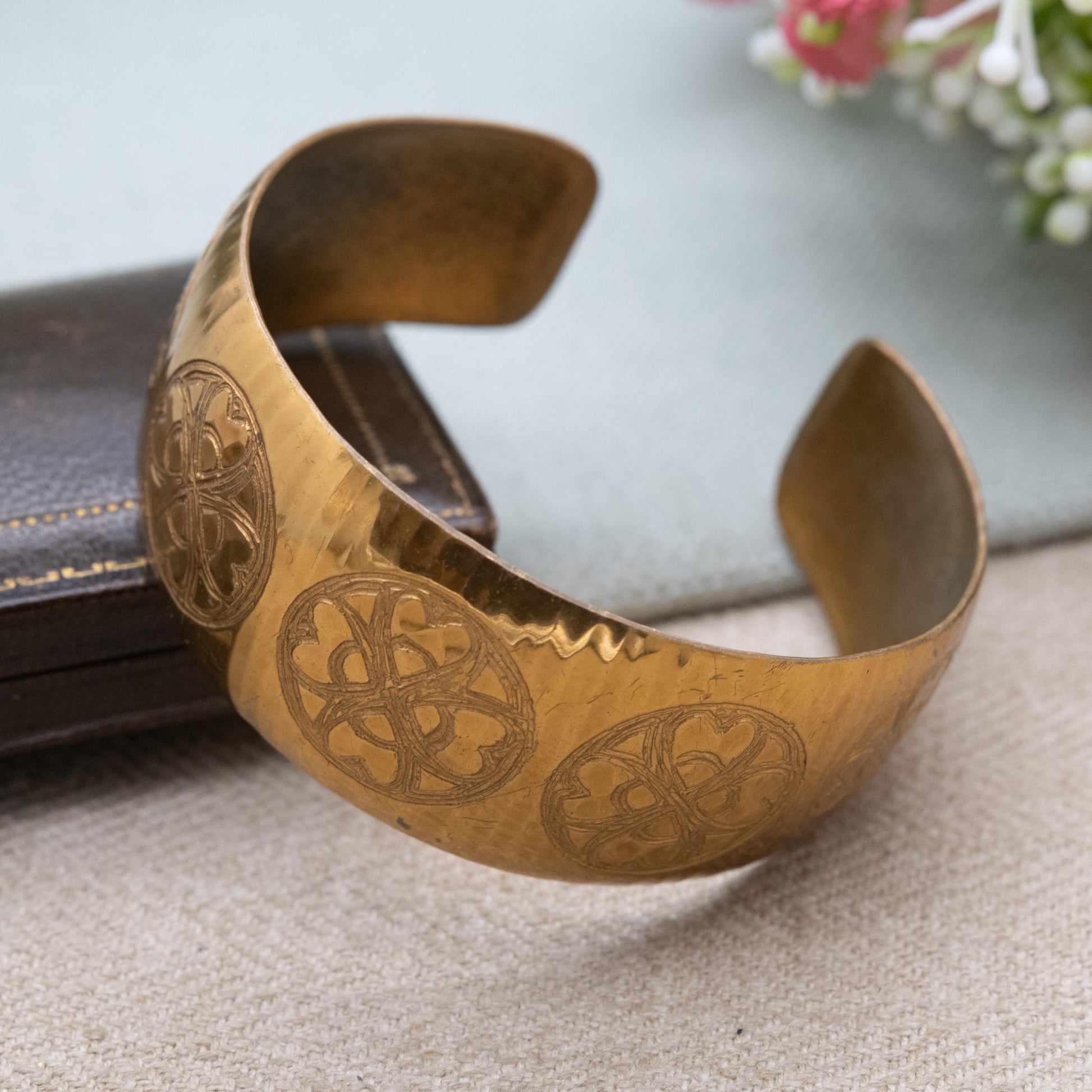 Vintage Moda Cuff Bangle with Engraved Four Leaf Clover Design - Handmade in Malta