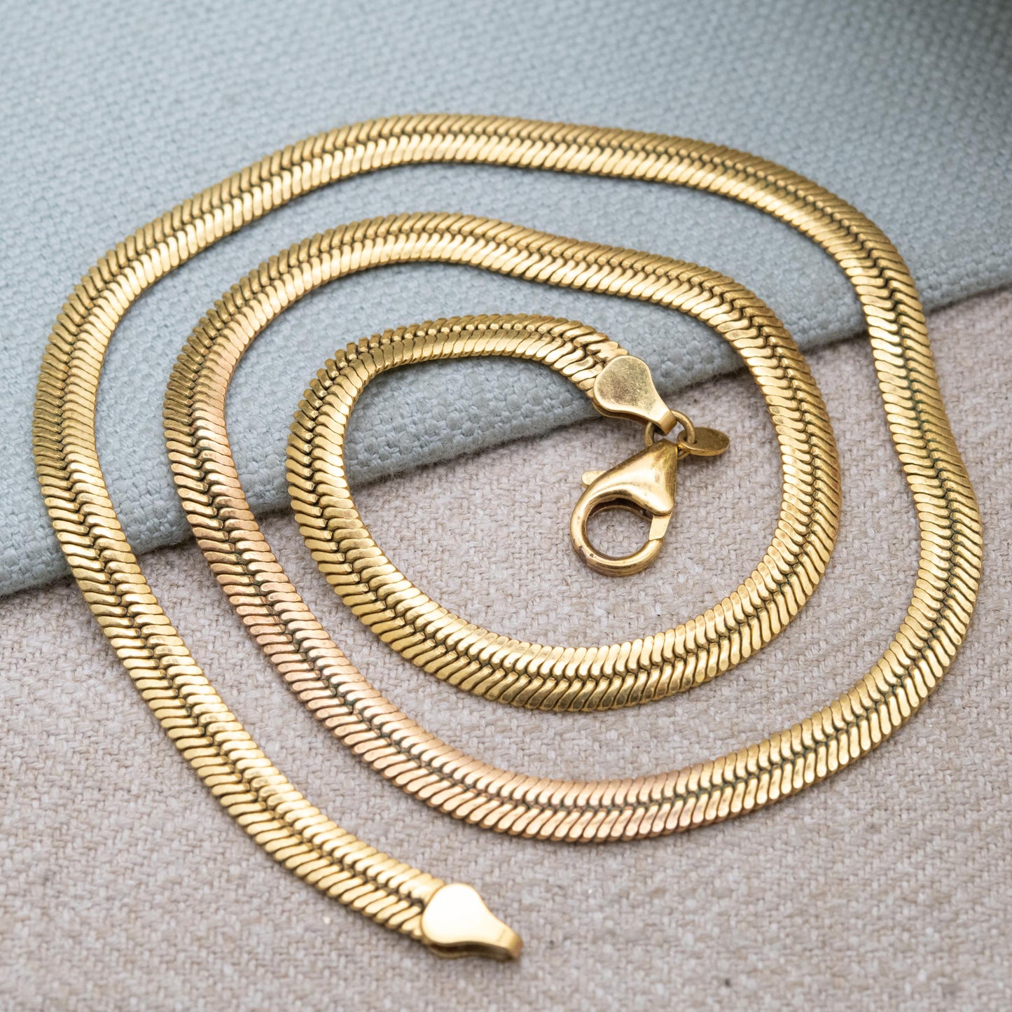 Vintage Milor Bronze Omega Chain Necklace 20" - Unisex Gold Tone Chunky Chain