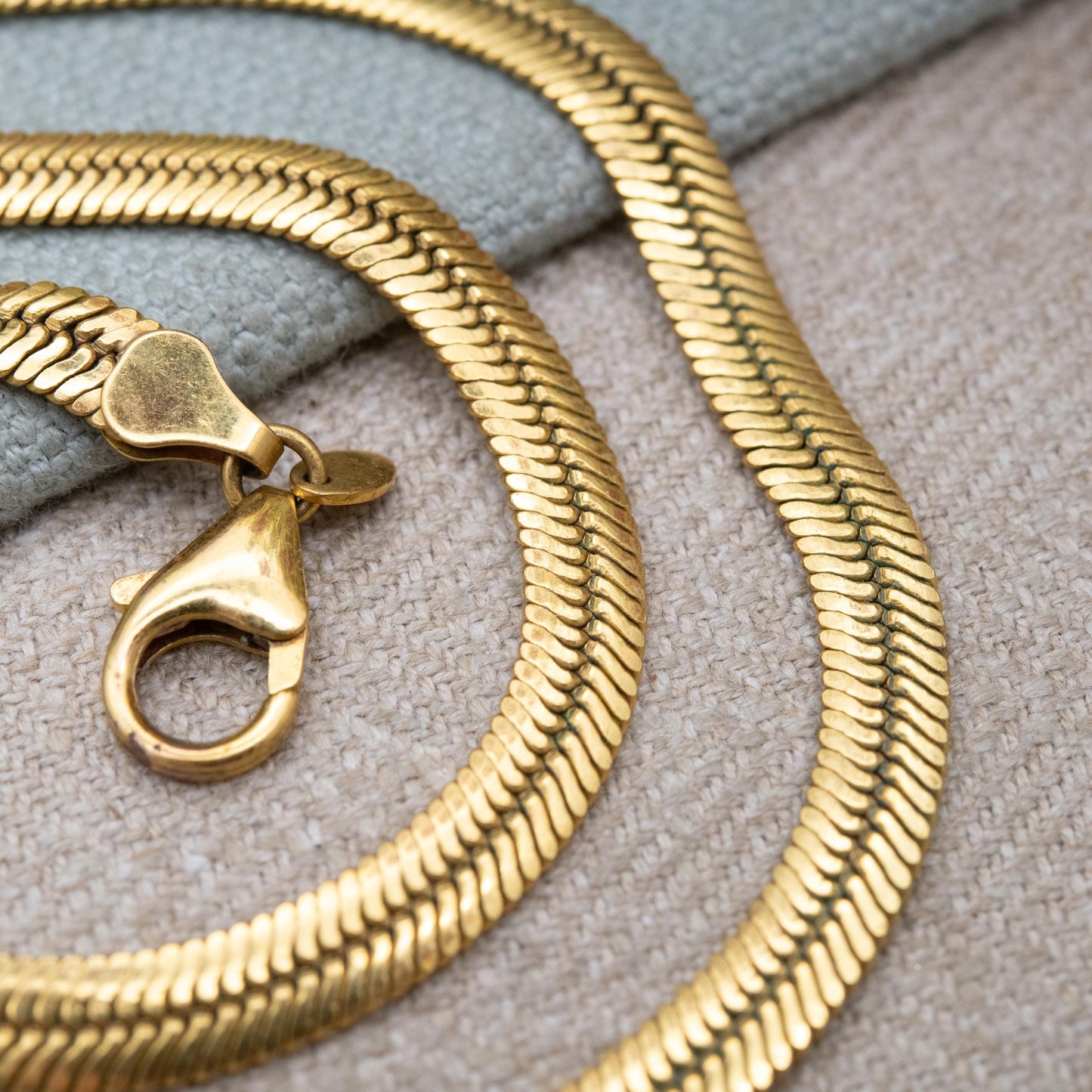 Vintage Milor Bronze Omega Chain Necklace 20" - Unisex Gold Tone Chunky Chain