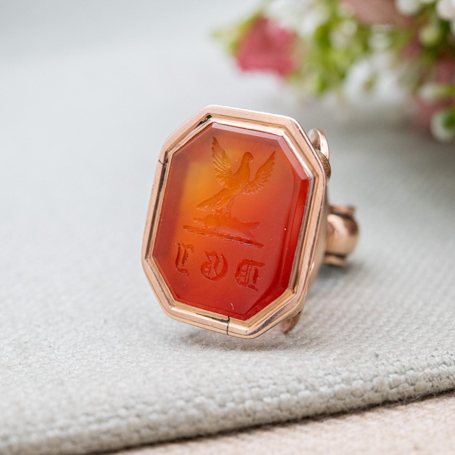 Antique Victorian 9ct Gold Carnelian Watch Fob Pendant with Carved Bird Seal