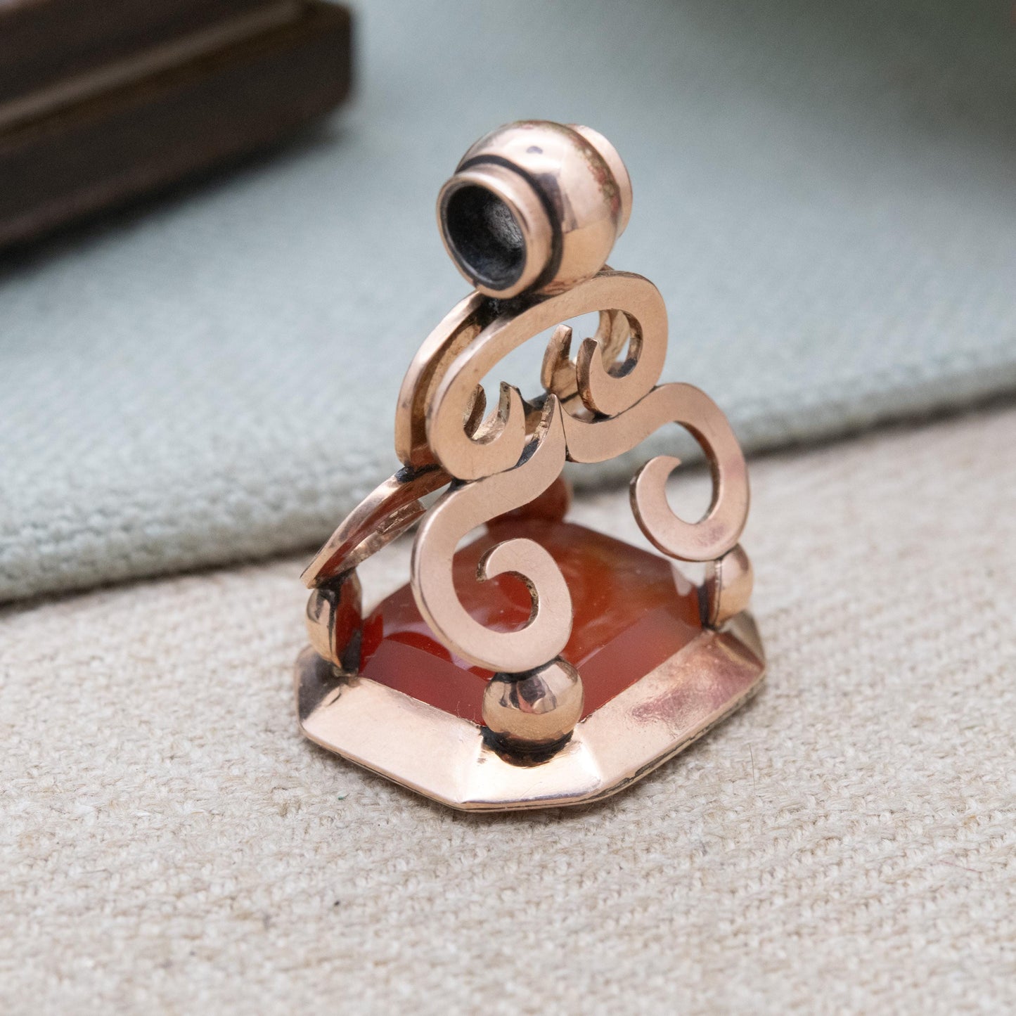 Antique Victorian 9ct Gold Carnelian Watch Fob Pendant with Carved Bird Seal