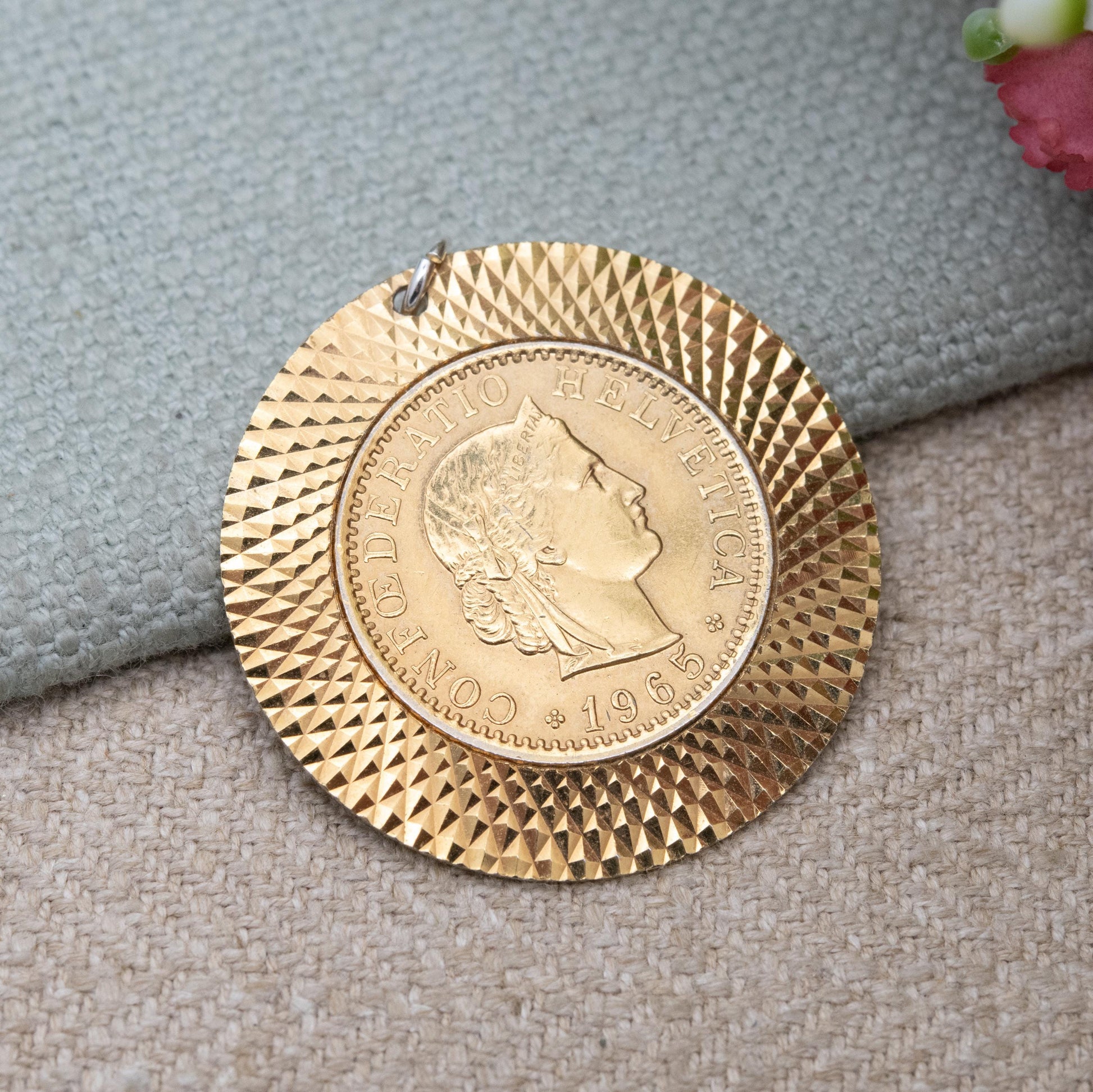 Vintage Gold Plated Swiss Coin Pendant 20 Rappen 1965 - Mid-Century Pendant Mount