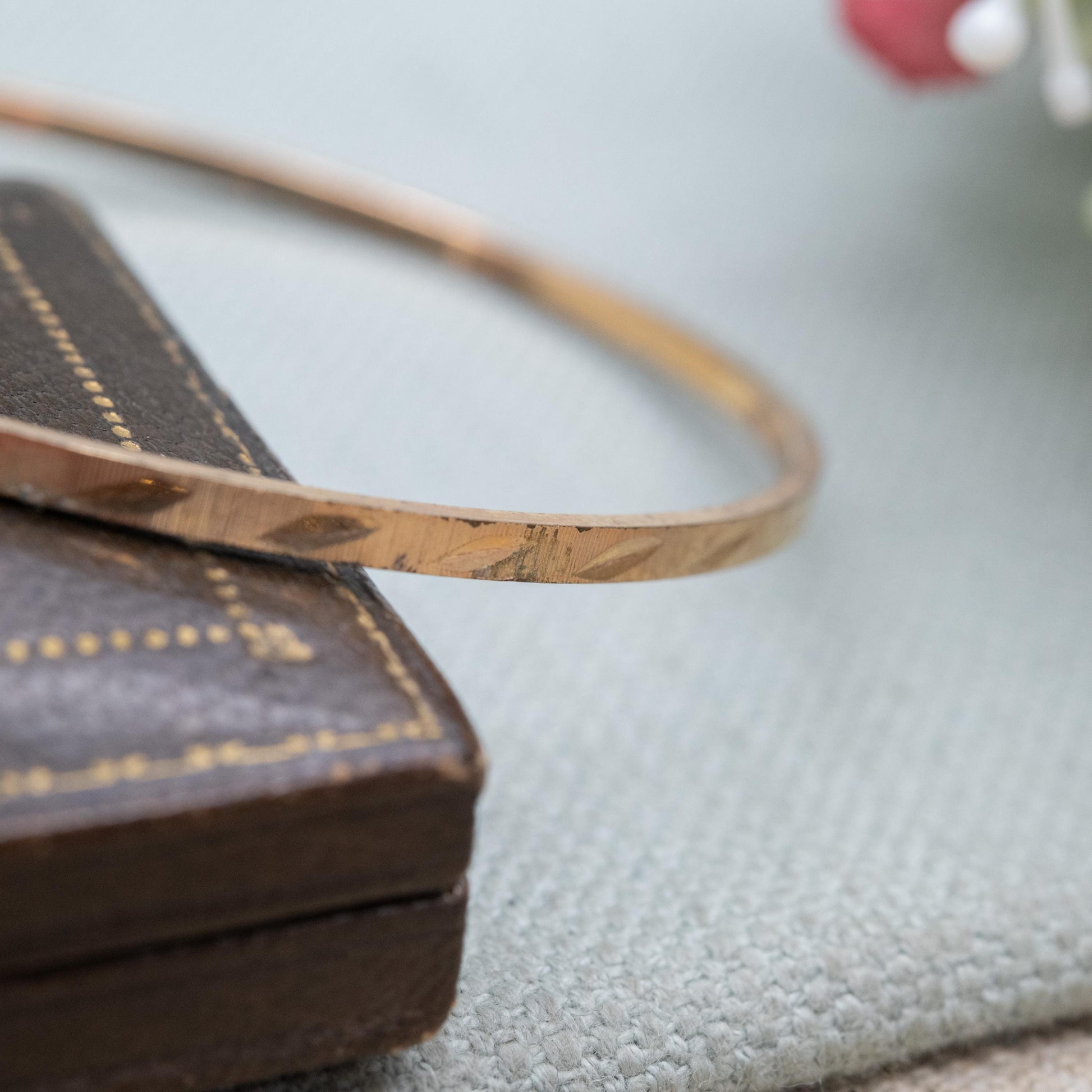 Vintage Rolled Gold Bangle Bracelet with Diamond Cut Lines