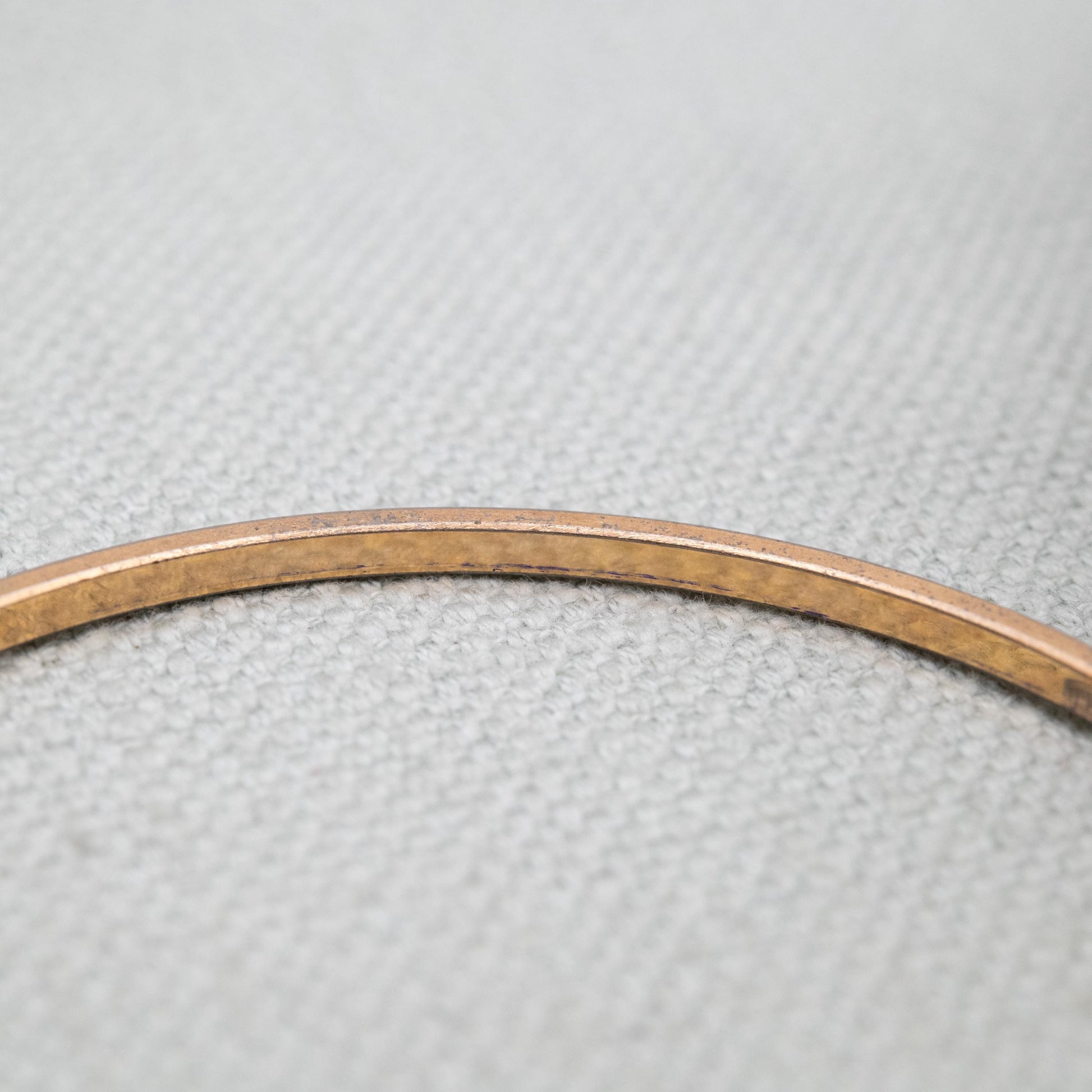 Vintage Rolled Gold Bangle Bracelet with Diamond Cut Lines
