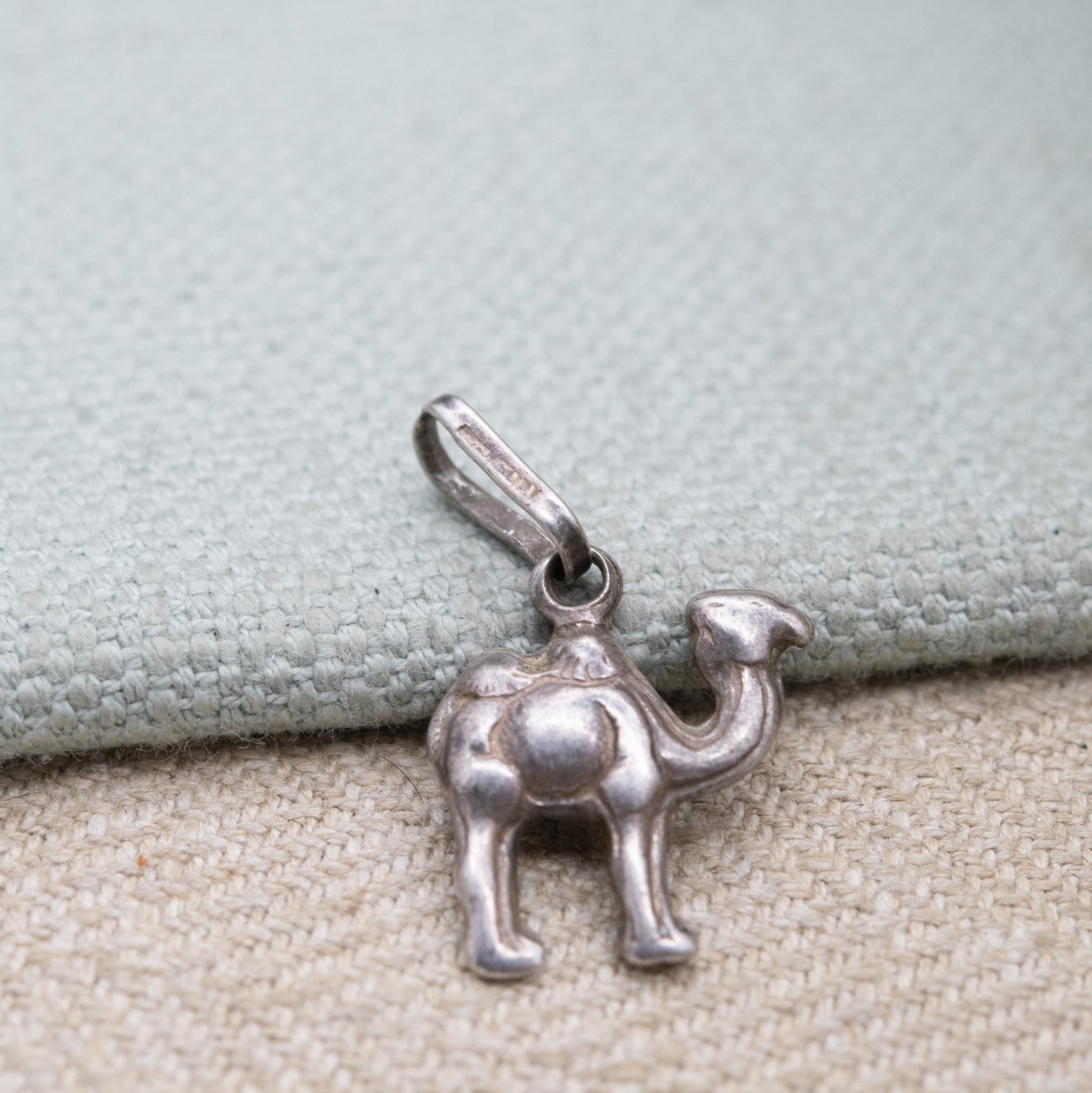 Vintage Sterling Silver Camel Charm Pendant - African Animal Jewellery | Nature Lover Charm Bracelet Necklace