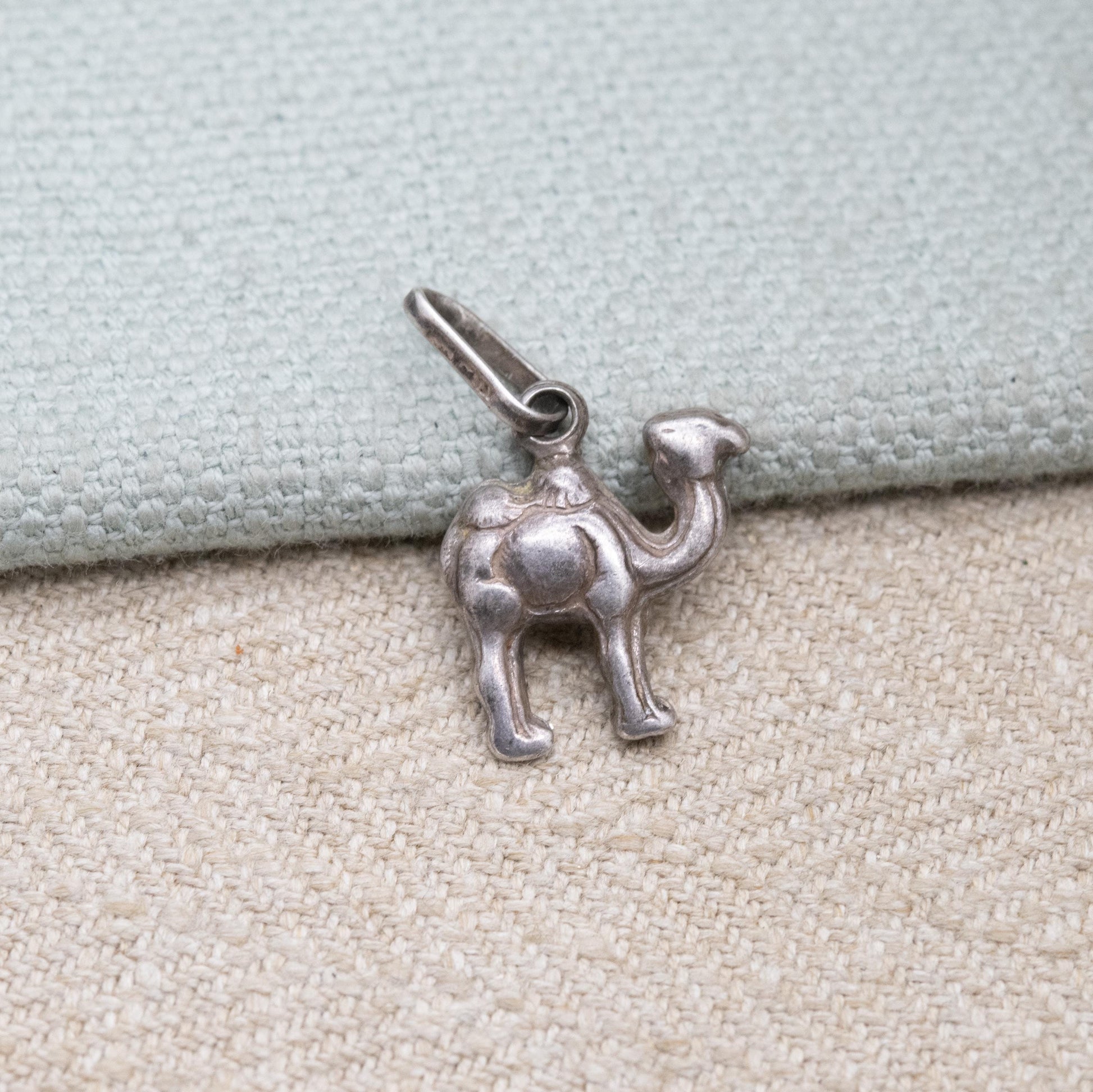 Vintage Sterling Silver Camel Charm Pendant - African Animal Jewellery | Nature Lover Charm Bracelet Necklace
