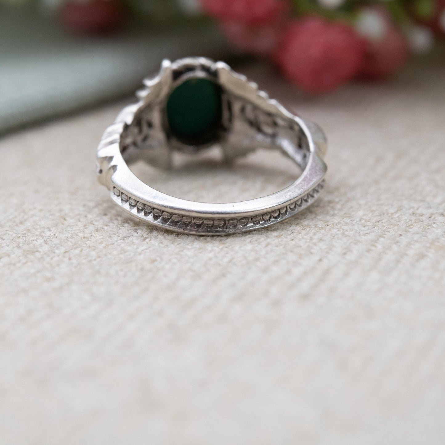 Vintage Studio Sterling Silver Green Cabochon Ring - Ornate Unisex Statement Dress Ring | UK Size - P 1/2 | US Size - 7 3/4