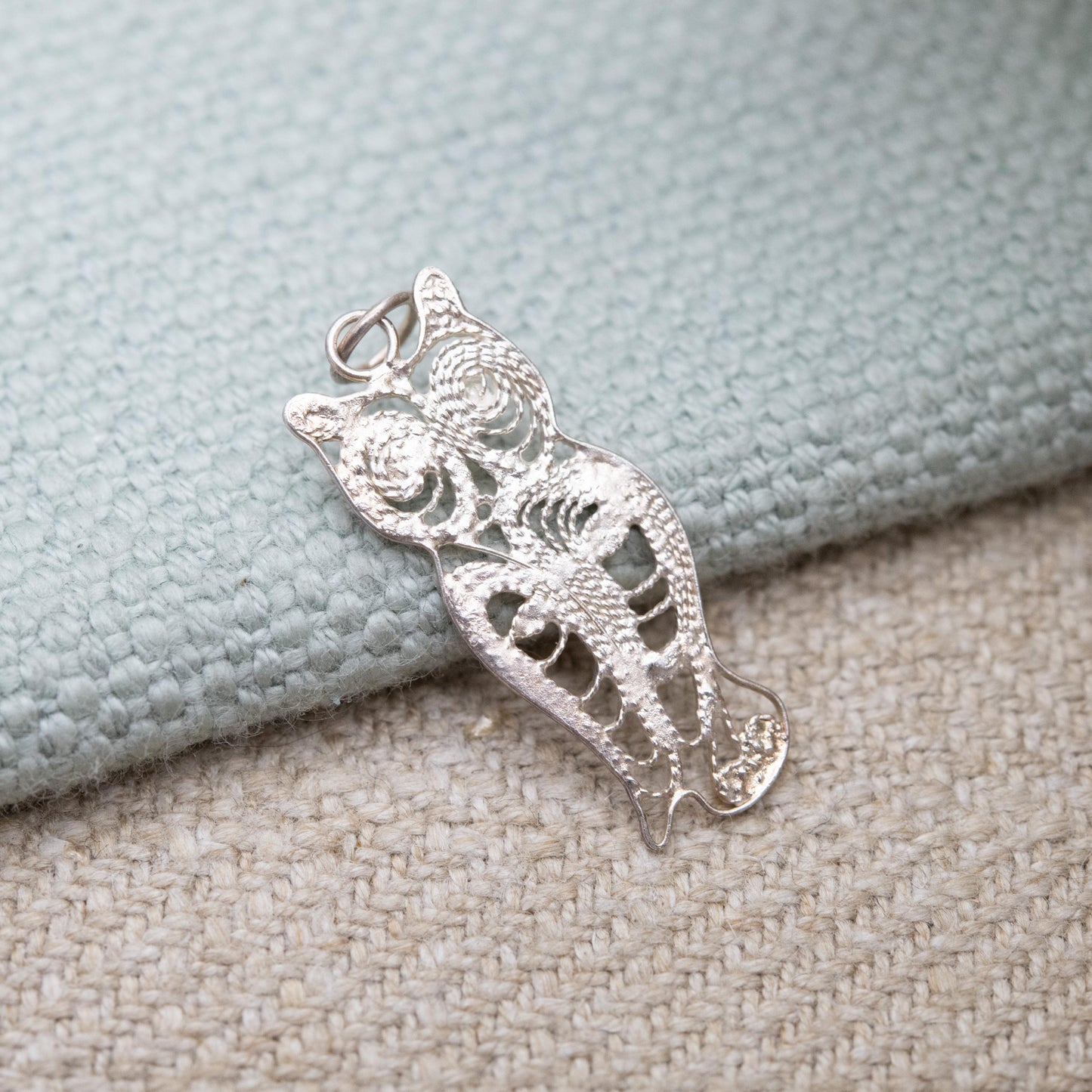 Vintage Silver Filigree Owl Charm Pendant - Cute Animal Nature Lover Gift | Small Charm Bracelet Necklace | Athena Symbol of Wisdom