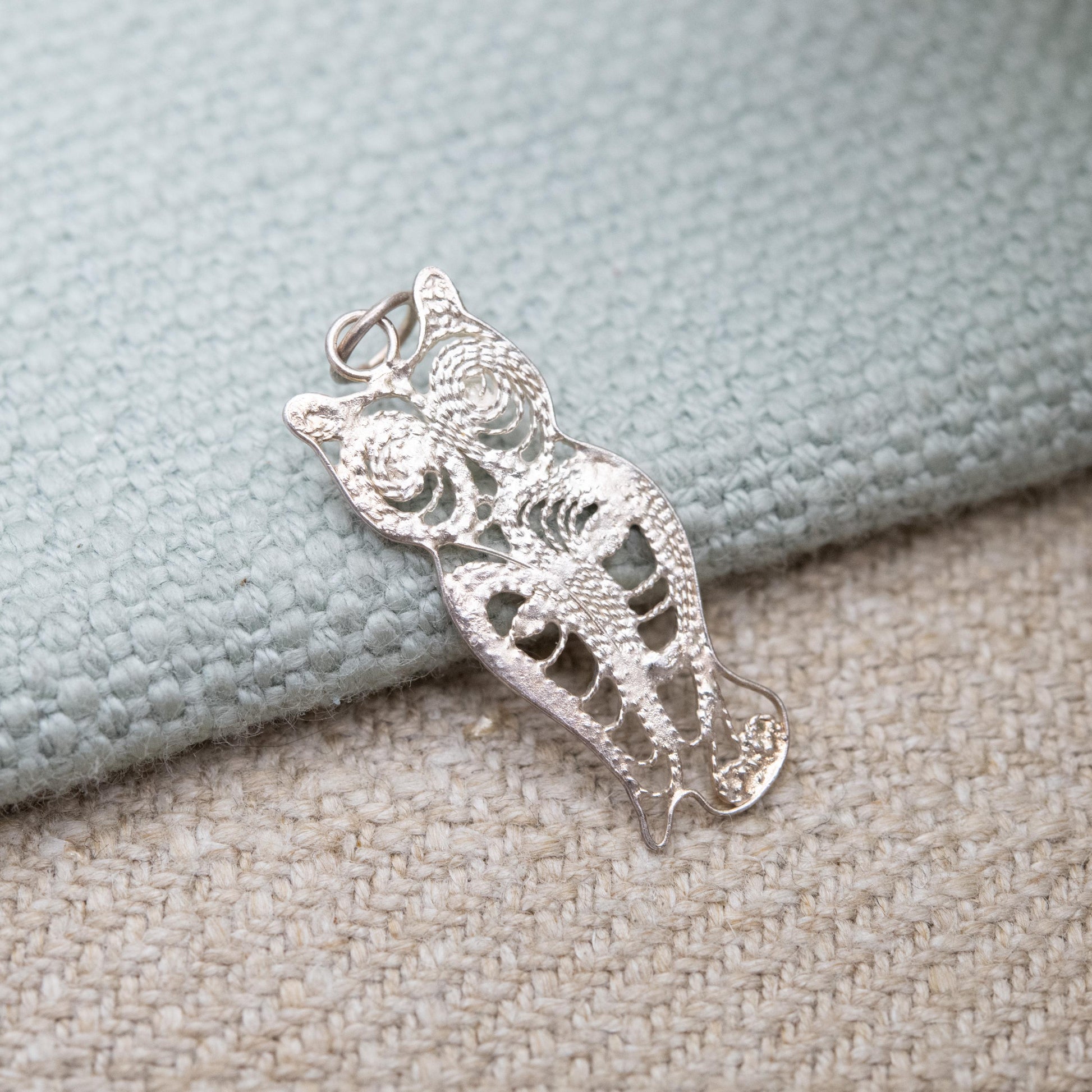 Vintage Silver Filigree Owl Charm Pendant - Cute Animal Nature Lover Gift | Small Charm Bracelet Necklace | Athena Symbol of Wisdom