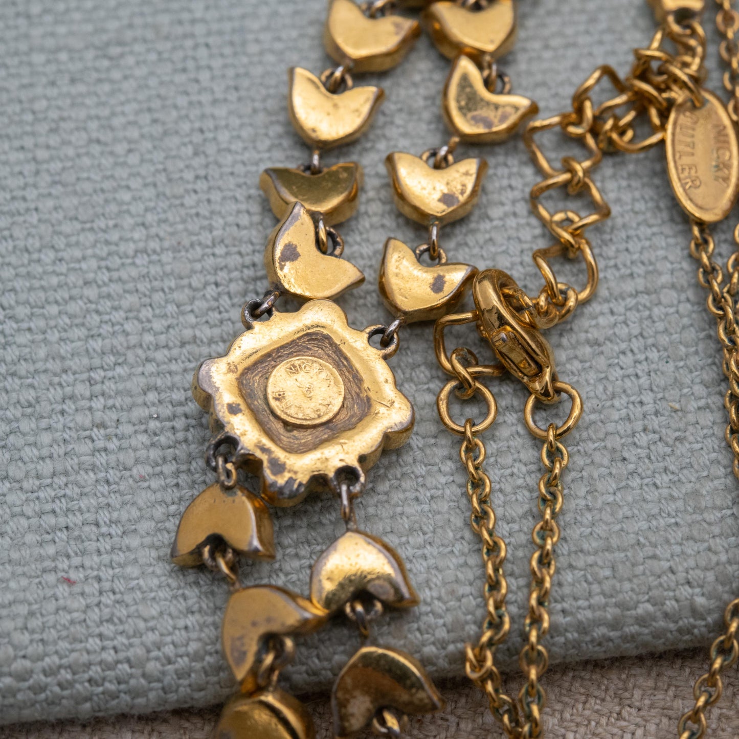 Vintage Nicky Butler Gold Tone Necklace with Leaf Drop Integral Pendant - Signed Designer Midcentury Costume Jewellery | 16" 18" Adjustable