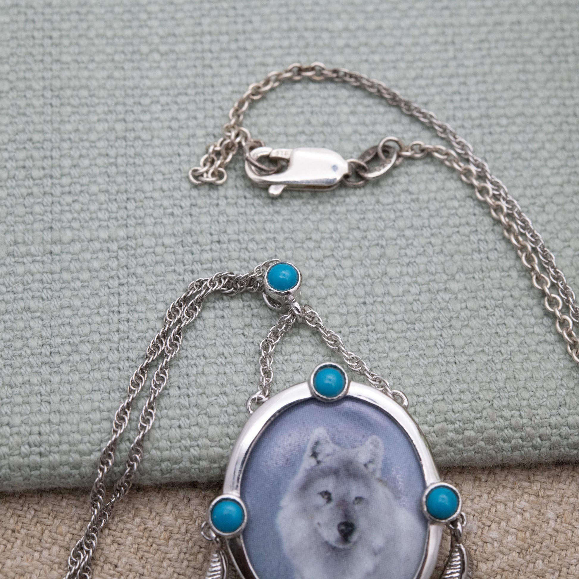 BGE Sterling Silver Native American Dream Catcher Necklace - White Wolf and Blue Gemstone Pendant