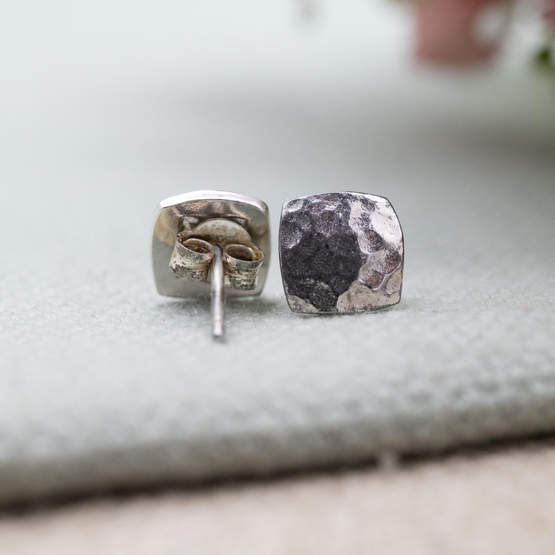 Vintage Sterling Silver Hammered Square Stud Earrings - Unisex Minimalist Everyday Understated Silver Earrings | Gift for Her