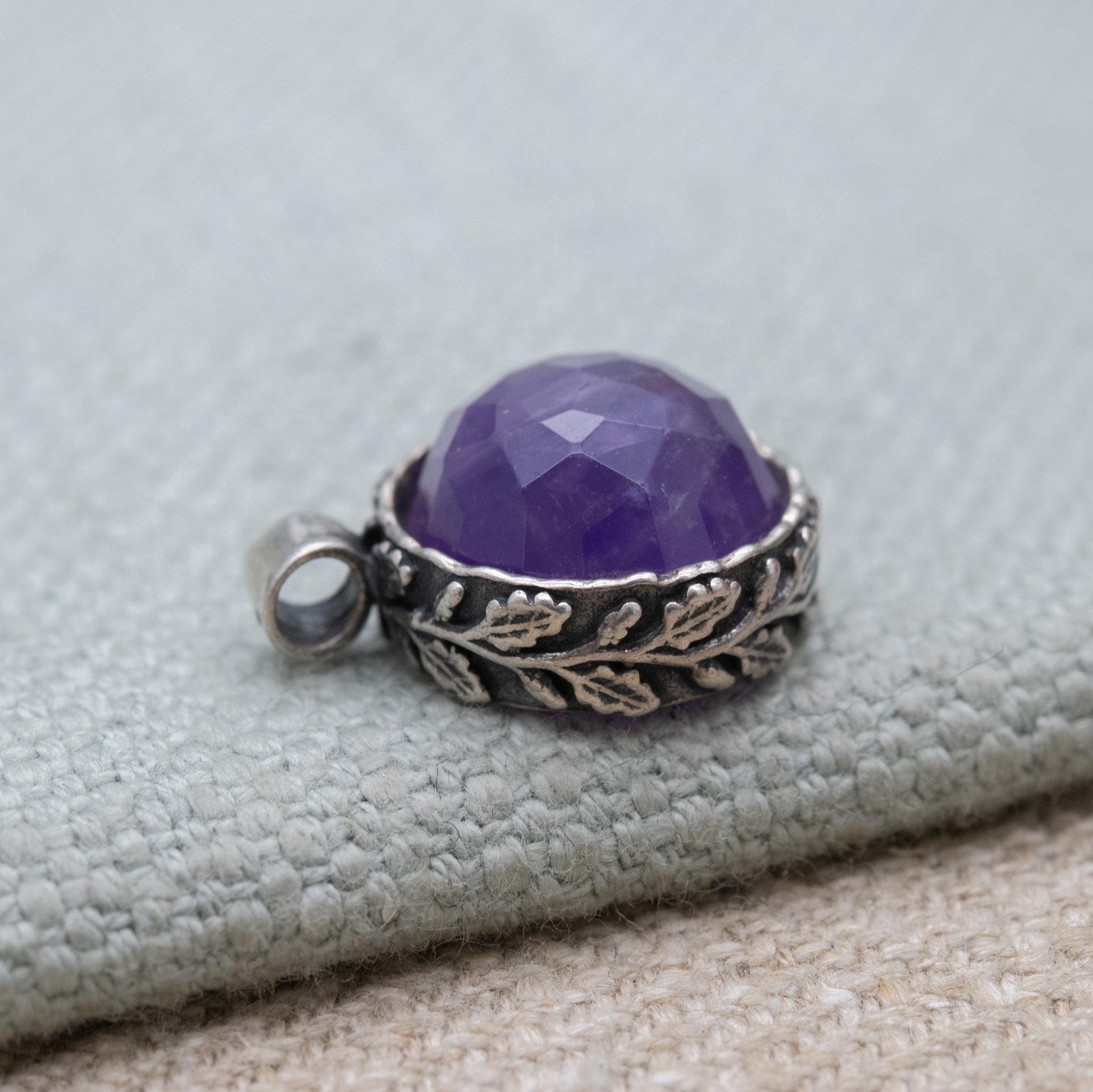 Vintage Sterling Silver Floral Amethyst Pendant - Faceted Purple Gemstone Jewellery | Gift for Her