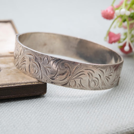 Vintage Sterling Silver Floral Engraved Name Bangle Bracelet 1972 - Mary Helen Name Bracelet | Chunky Victorian Aesthetic Scrolling Style