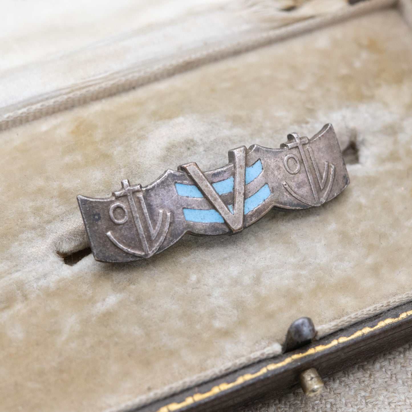 Vintage 1945 WWII Victory Day Royal Navy Enamel Sweetheart Brooch - British Army Collectable c. 1940s