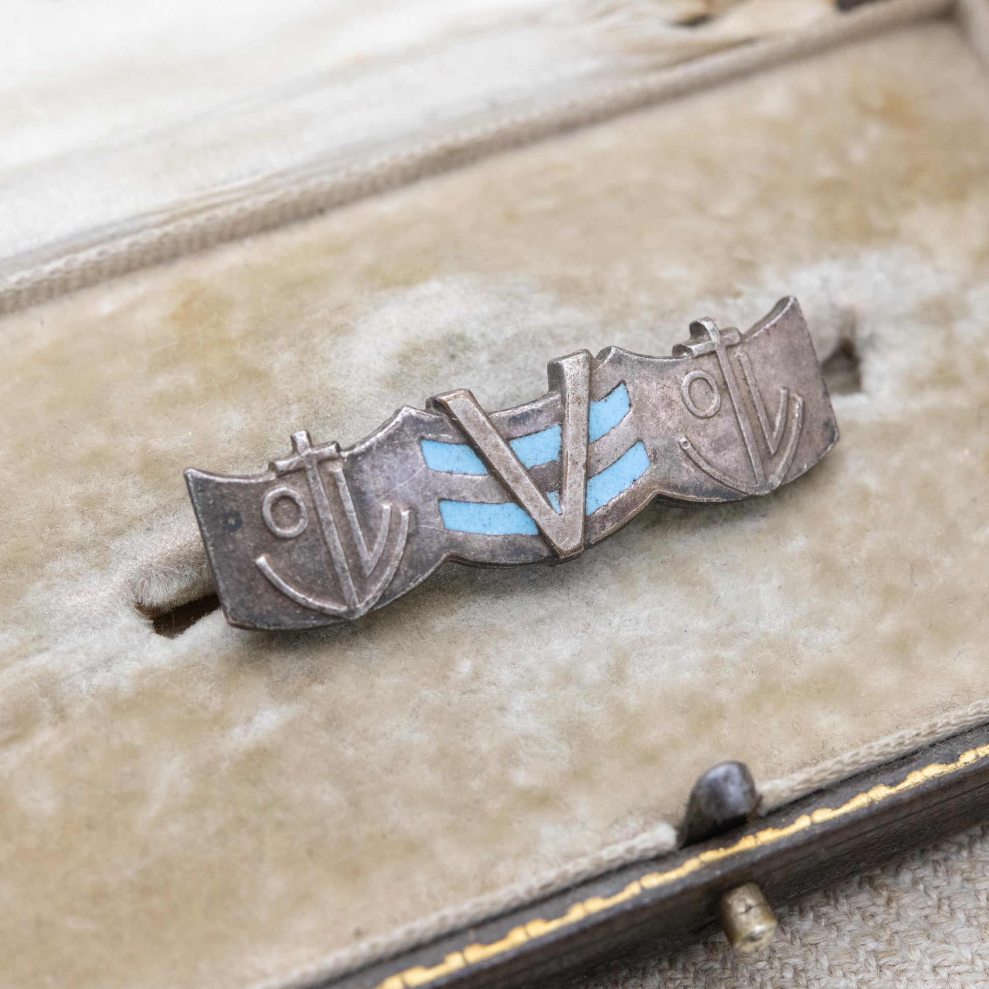 Vintage 1945 WWII Victory Day Royal Navy Enamel Sweetheart Brooch - British Army Collectable c. 1940s