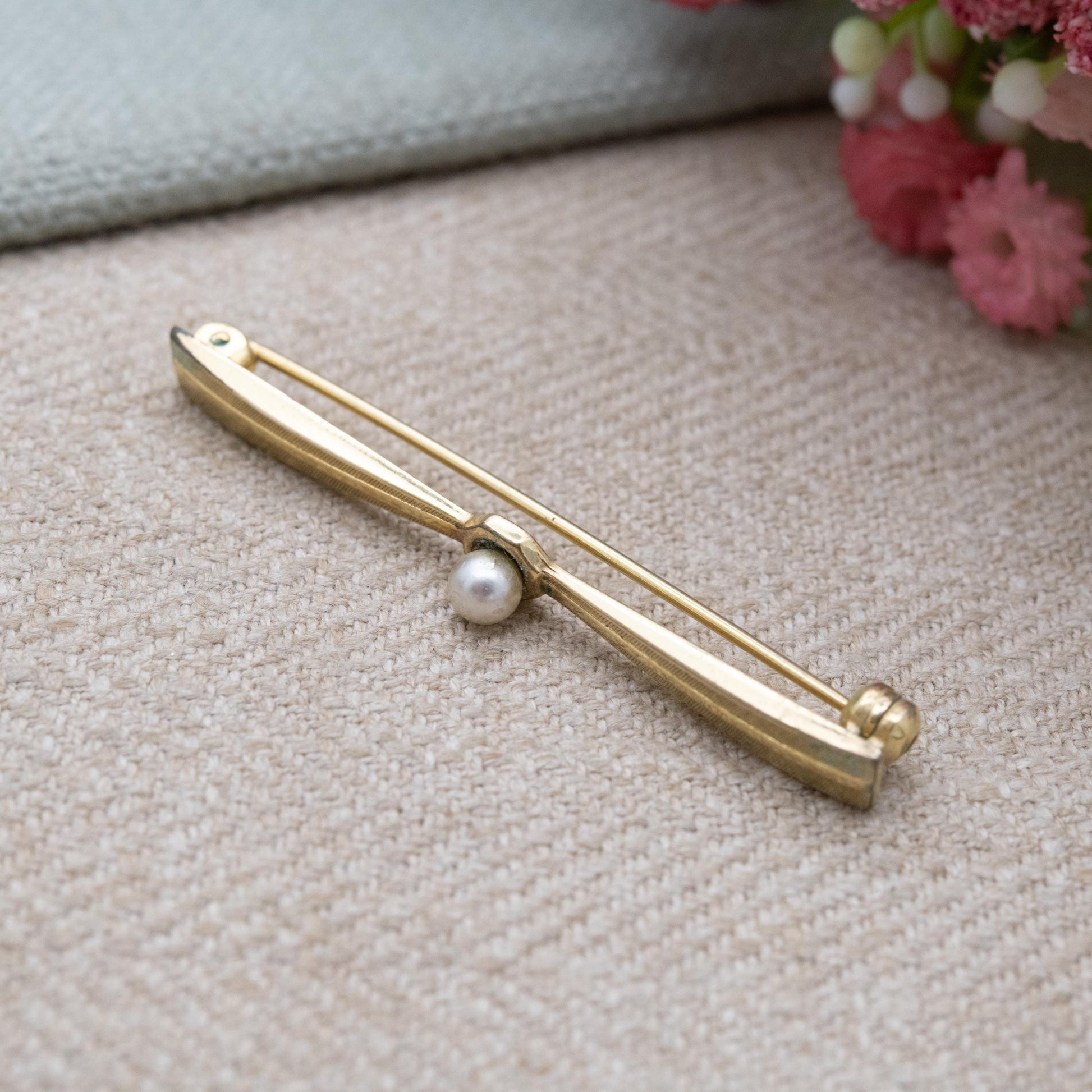 Vintage Americ Faux Pearl Bar Brooch by GK c. 1960s