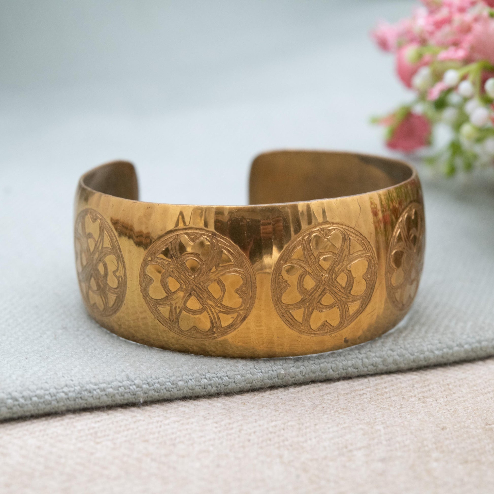 Vintage Moda Cuff Bangle with Engraved Four Leaf Clover Design - Handmade in Malta