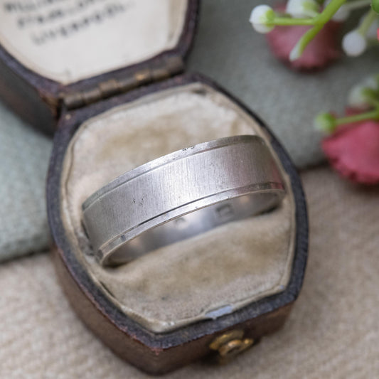 Vintage Sterling Silver Unisex Band Ring - Large Minimalist Brushed Deign | UK Size - U | US Size - 10