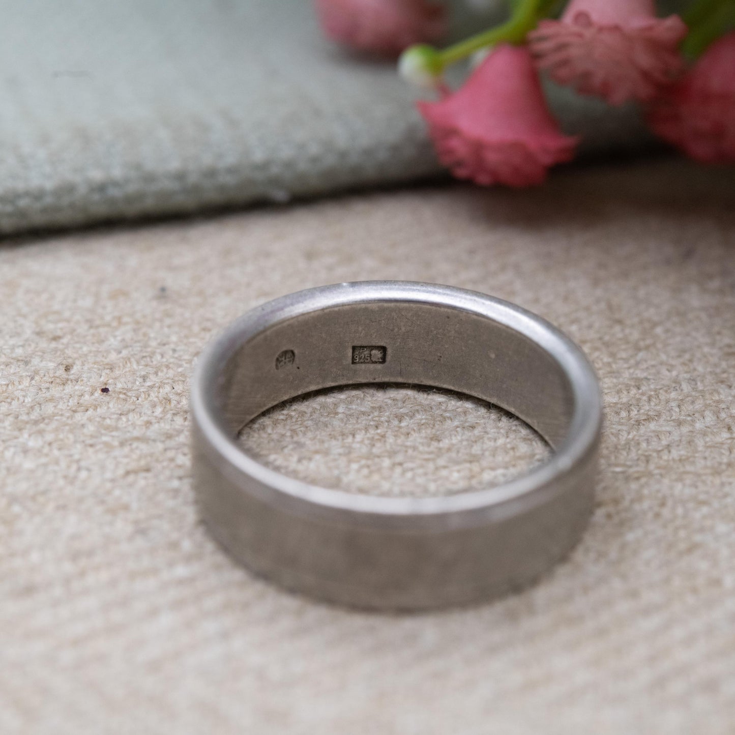 Vintage Sterling Silver Unisex Band Ring - Large Minimalist Brushed Deign | UK Size - U | US Size - 10