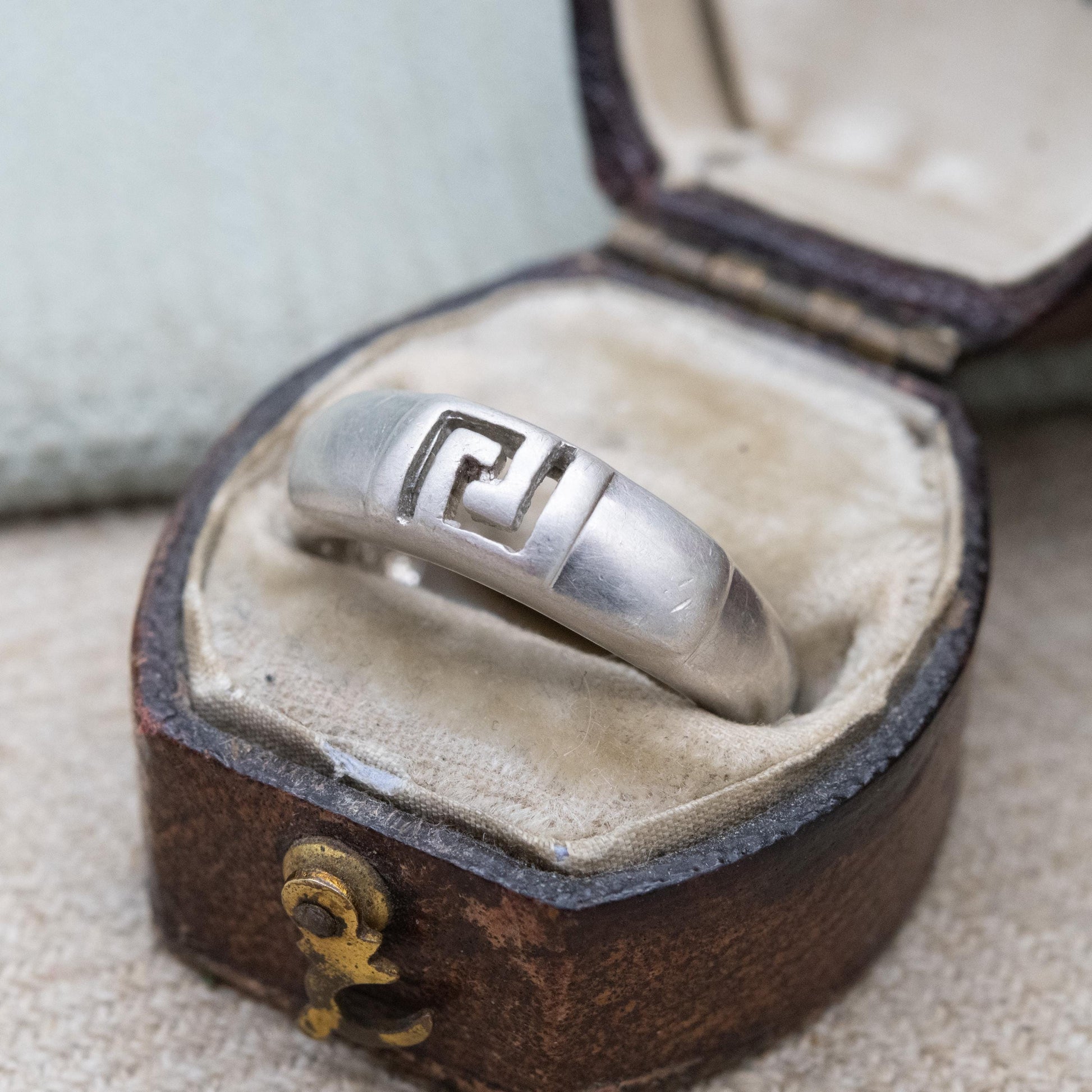 Vintage Sterling Silver Greek Key Band Ring - Meander Design Minimal Unisex Silver | UK Size - L 1/2 | US Size - 6